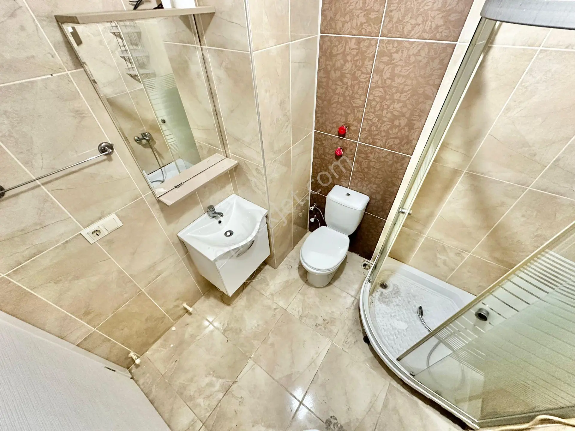 ꧁yetkili Ay Emlaktan꧂altınkum'da Denize Yakın Full Kredili Arakat Asansörlü Satılık 1+1 Geniş Daire — fotoğraf 27