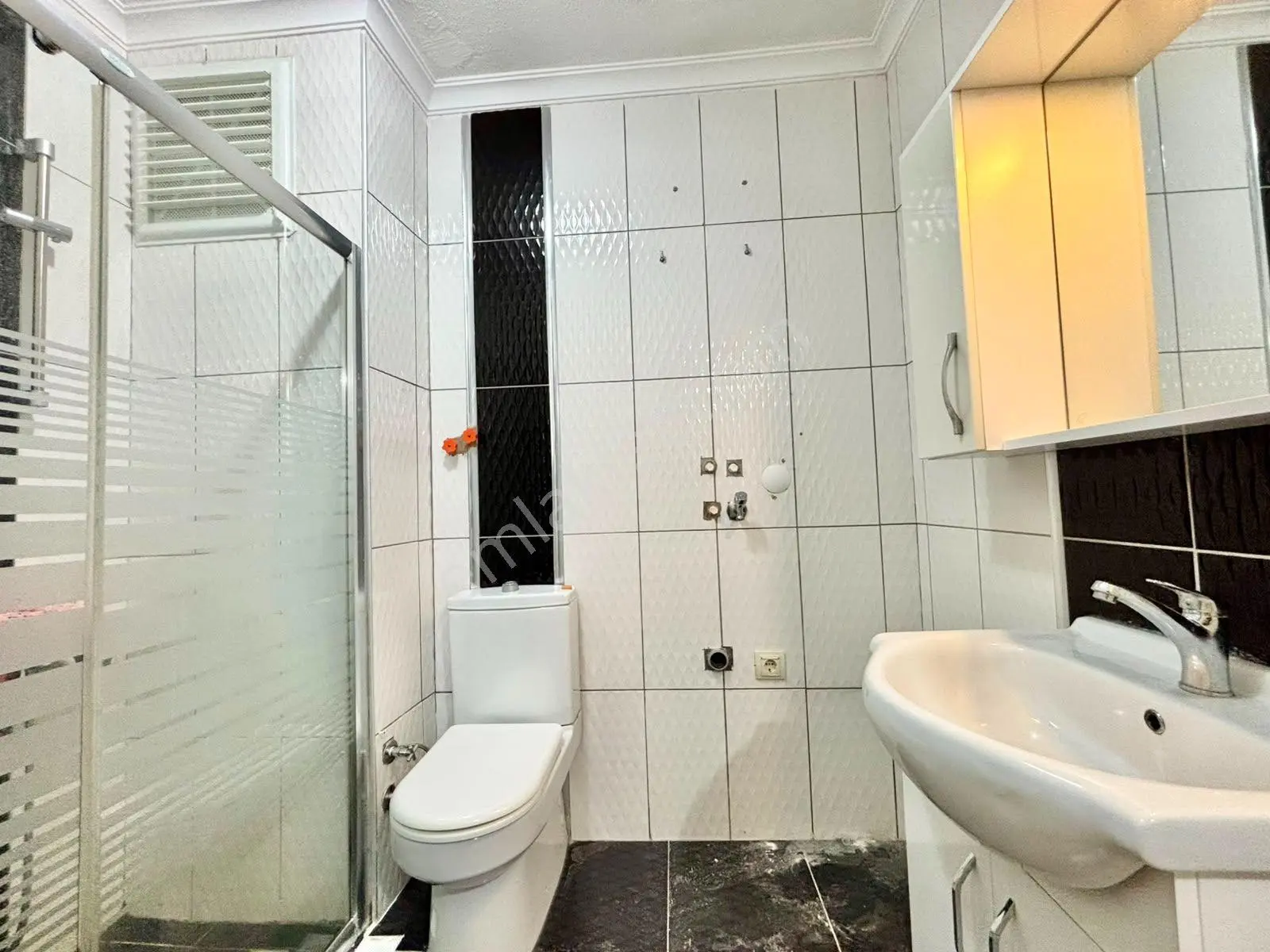 ꧁ay Emlaktan꧂akçay Altınkum'da Muhteşem Konumlu Arakat Asansörlü Geniş Balkonlu Kombili 1+1 Daire — fotoğraf 26