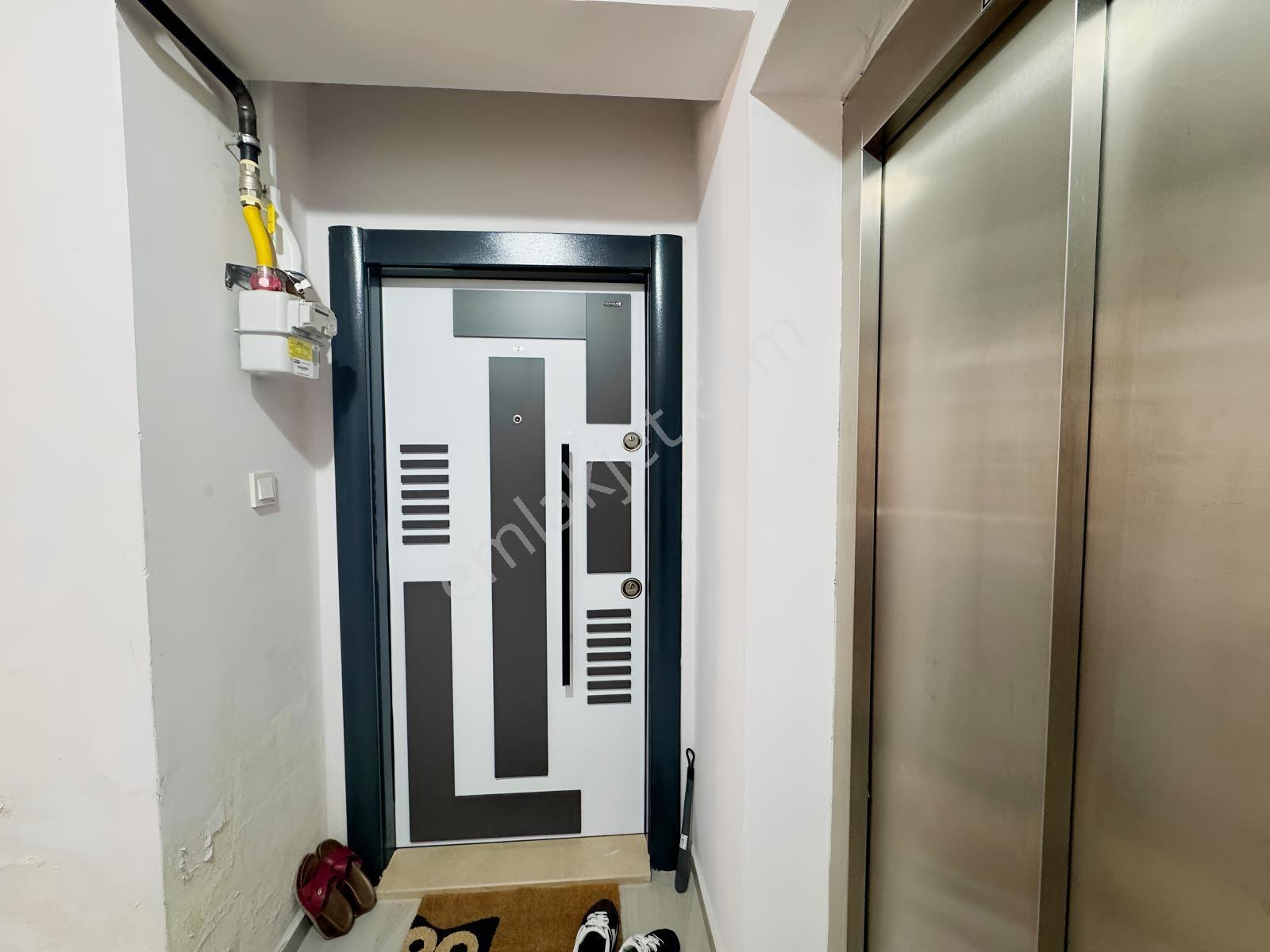 Redstone Şana Dan Pelitlide Emniyetin Karşısında 3+1 — fotoğraf 8