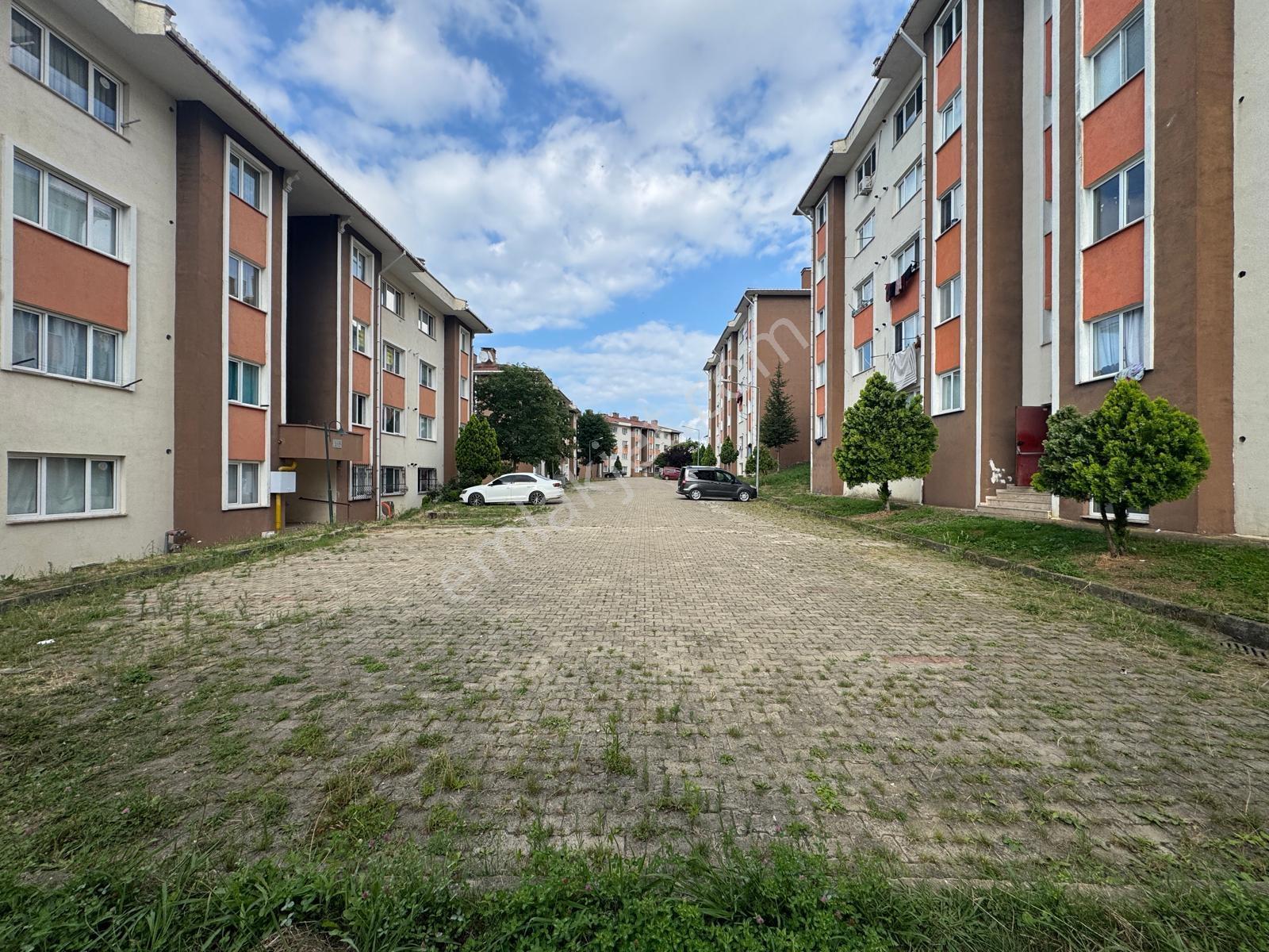Redstone 'dan 1+1 Satılık Fırsat Daire — fotoğraf 2