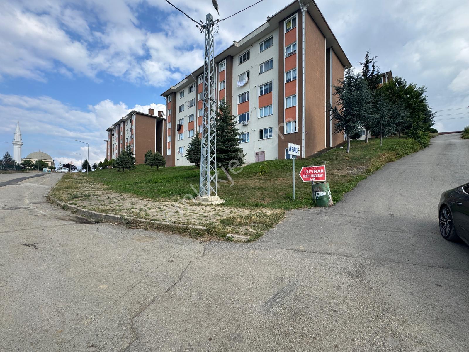 Redstone 'dan 1+1 Satılık Fırsat Daire — fotoğraf 3