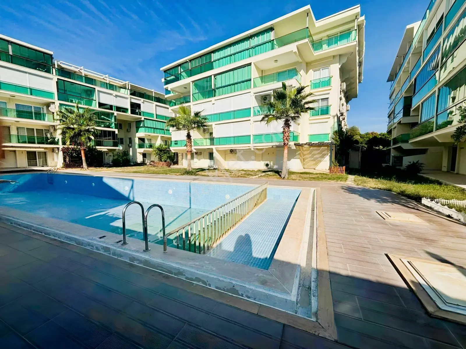 Didim Yeni Mahde Saygın Sitesinde 3+1 Dublex Daire — fotoğraf 3