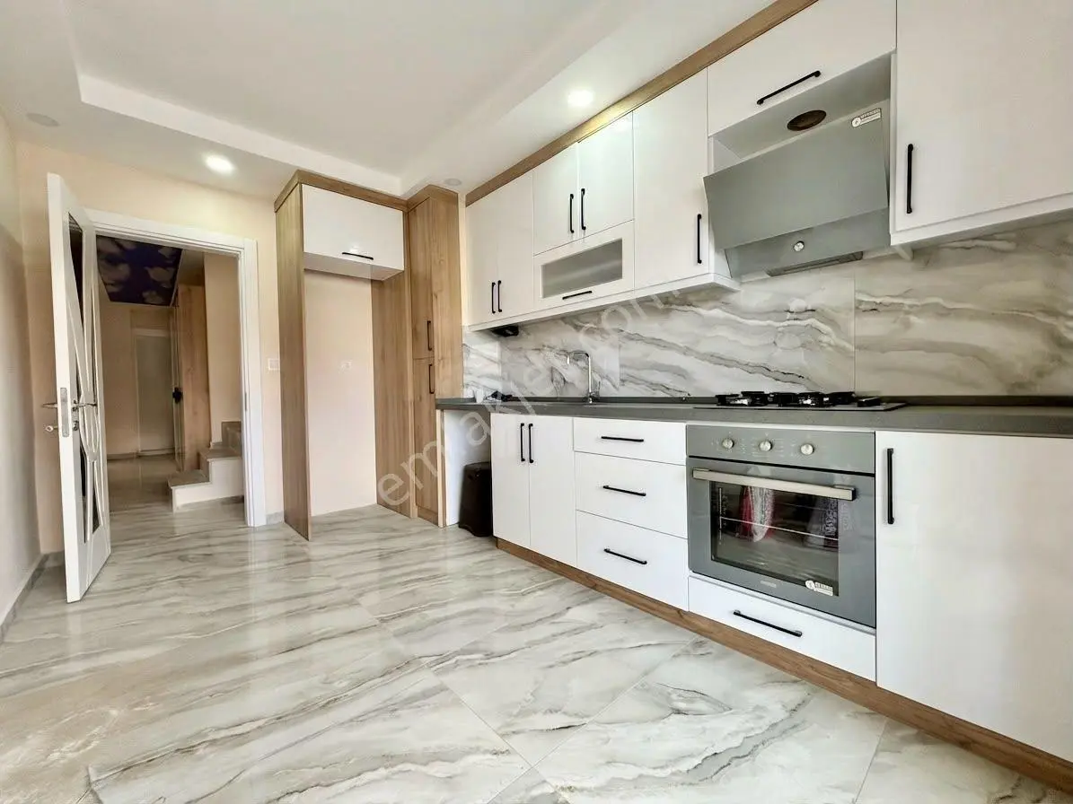 ꧁ay Emlaktan꧂altınoluk'ta Kazdağları Eteklerinde Manzaralı Teraslı Ön Cephe 4+1 Lüks Dubleks Daire — fotoğraf 6