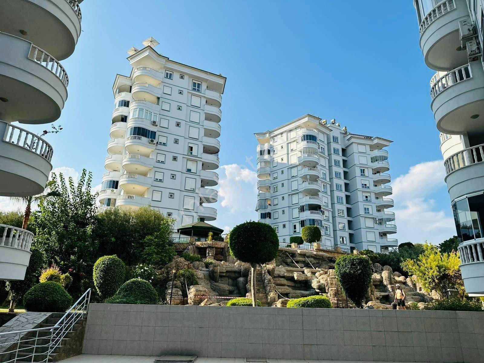 Alanya Tosmur’da Lüks Rezidansta Full Eşyalı 2+1 Satılık Daire — fotoğraf 18
