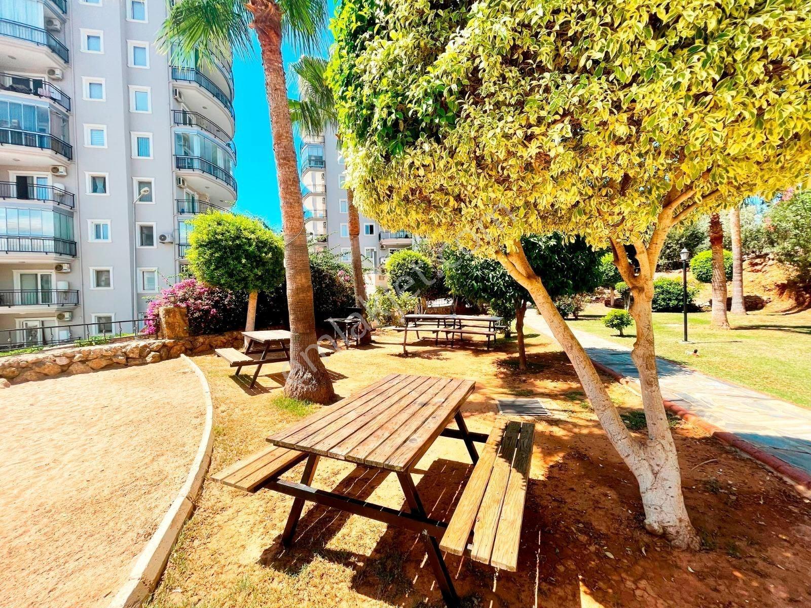 Alanya Tosmur’da Lüks Rezidansta Full Eşyalı 2+1 Satılık Daire — fotoğraf 21