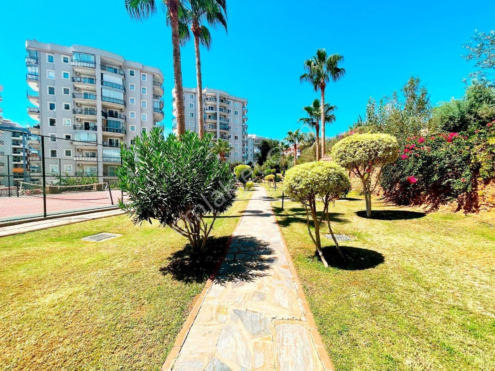 Alanya Tosmur’da Lüks Rezidansta Full Eşyalı 2+1 Satılık Daire — fotoğraf 24