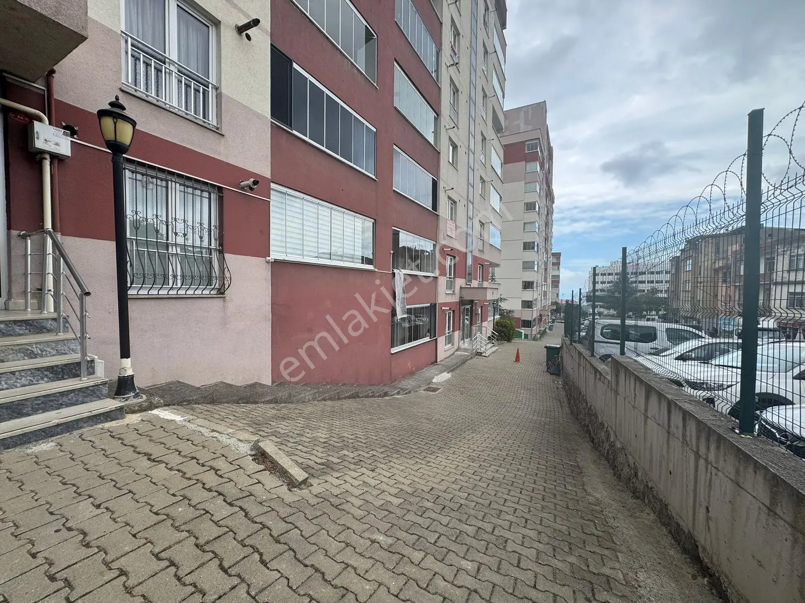 Redstone Dan Yenicuma Tokide Satılık 2+1 Daire — fotoğraf 6
