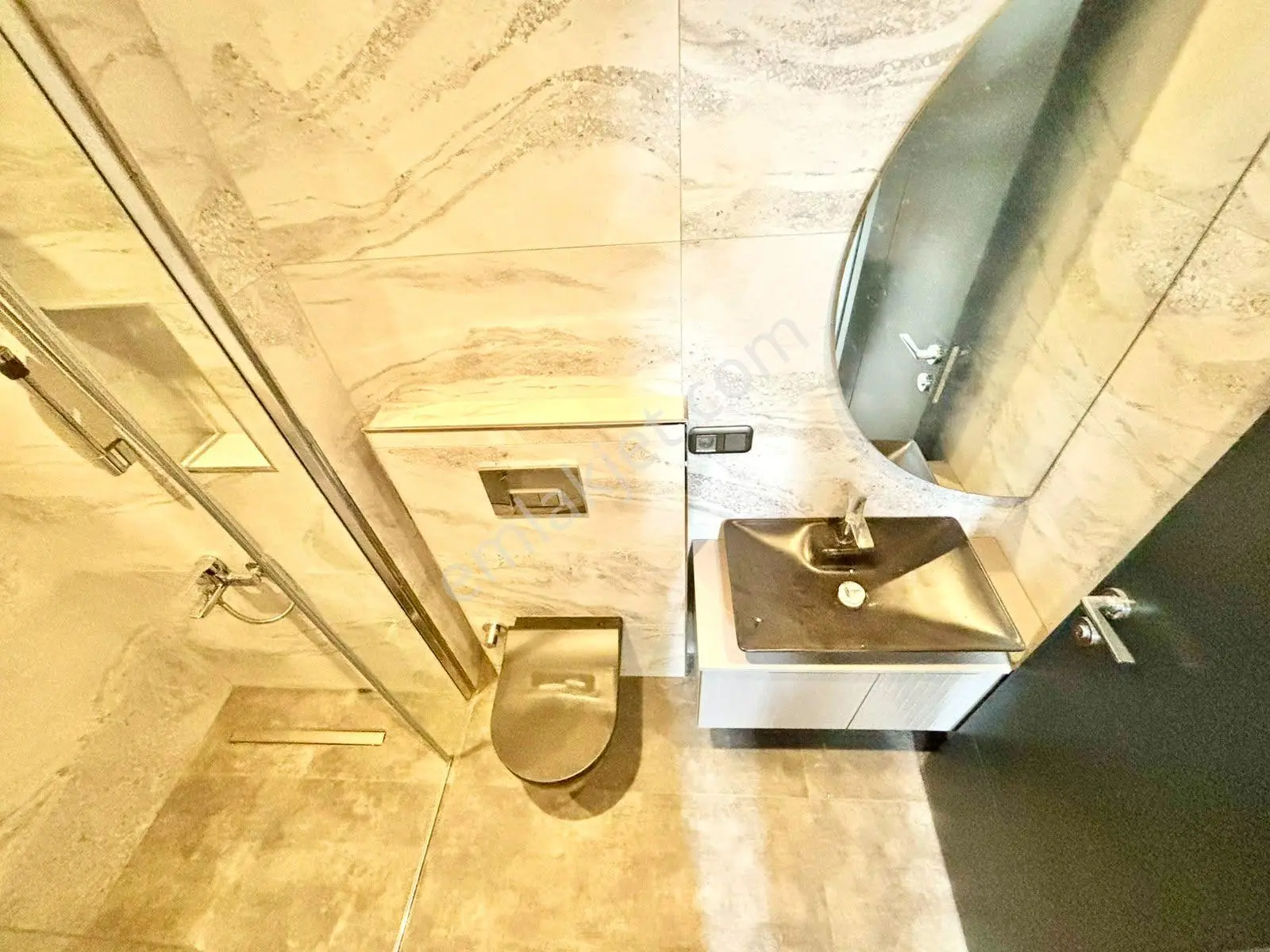 ꧁ay Emlaktan꧂güre'de Yolun Alt Tarafında Yüzme Havuzlu Denize Yakın Satılık 3+1 Lüks Müstakil Villa — fotoğraf 24