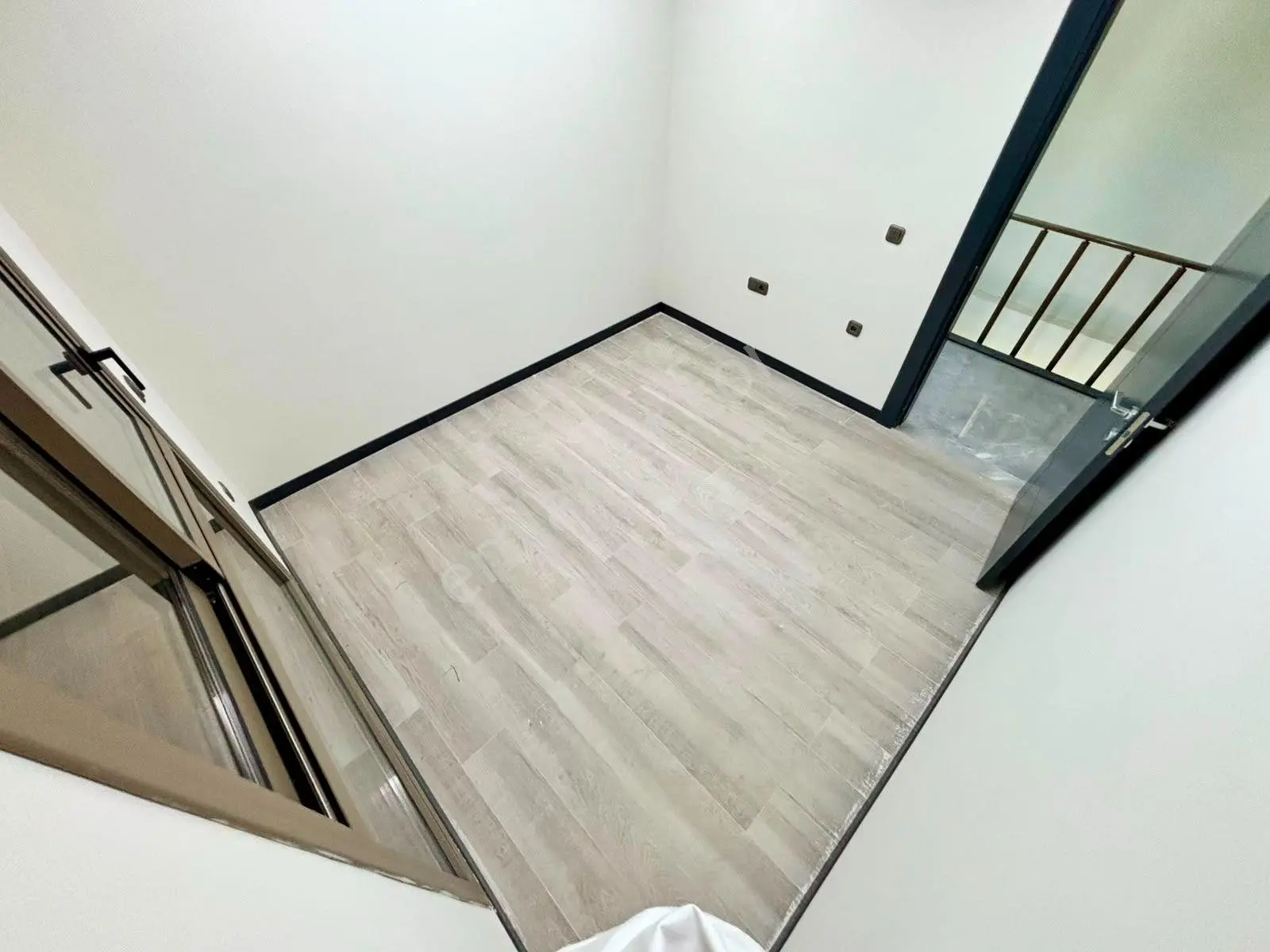 ꧁ay Emlaktan꧂güre'de Yolun Alt Tarafında Yüzme Havuzlu Denize Yakın Satılık 3+1 Lüks Müstakil Villa — fotoğraf 28