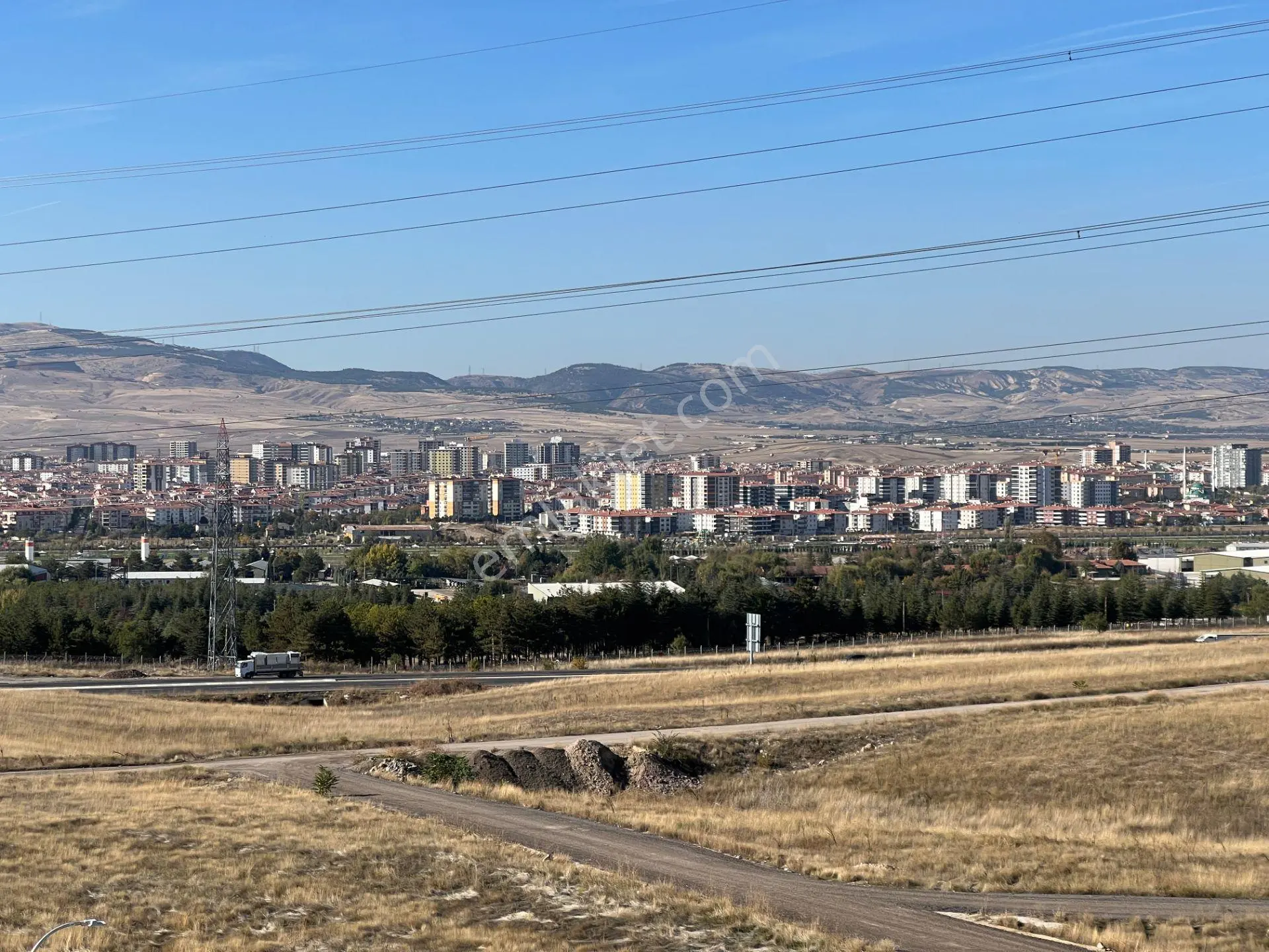 Sincan Törekent 6.Arakat Sıfır Giyinme Odalı 4+1 Satılık Daire