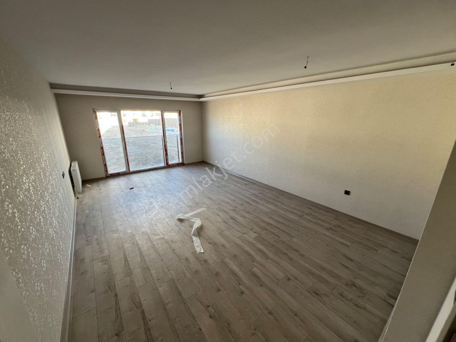 Sincan Törekent 6.arakat Sıfır Giyinme Odalı 4+1 Satılık Daire — fotoğraf 15