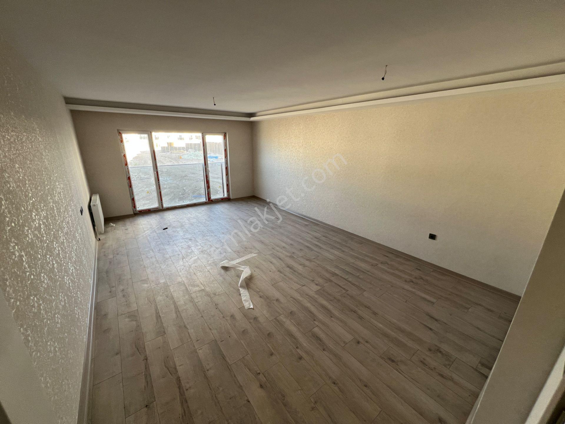 Sincan Törekent 6.arakat Sıfır Giyinme Odalı 4+1 Satılık Daire — fotoğraf 18