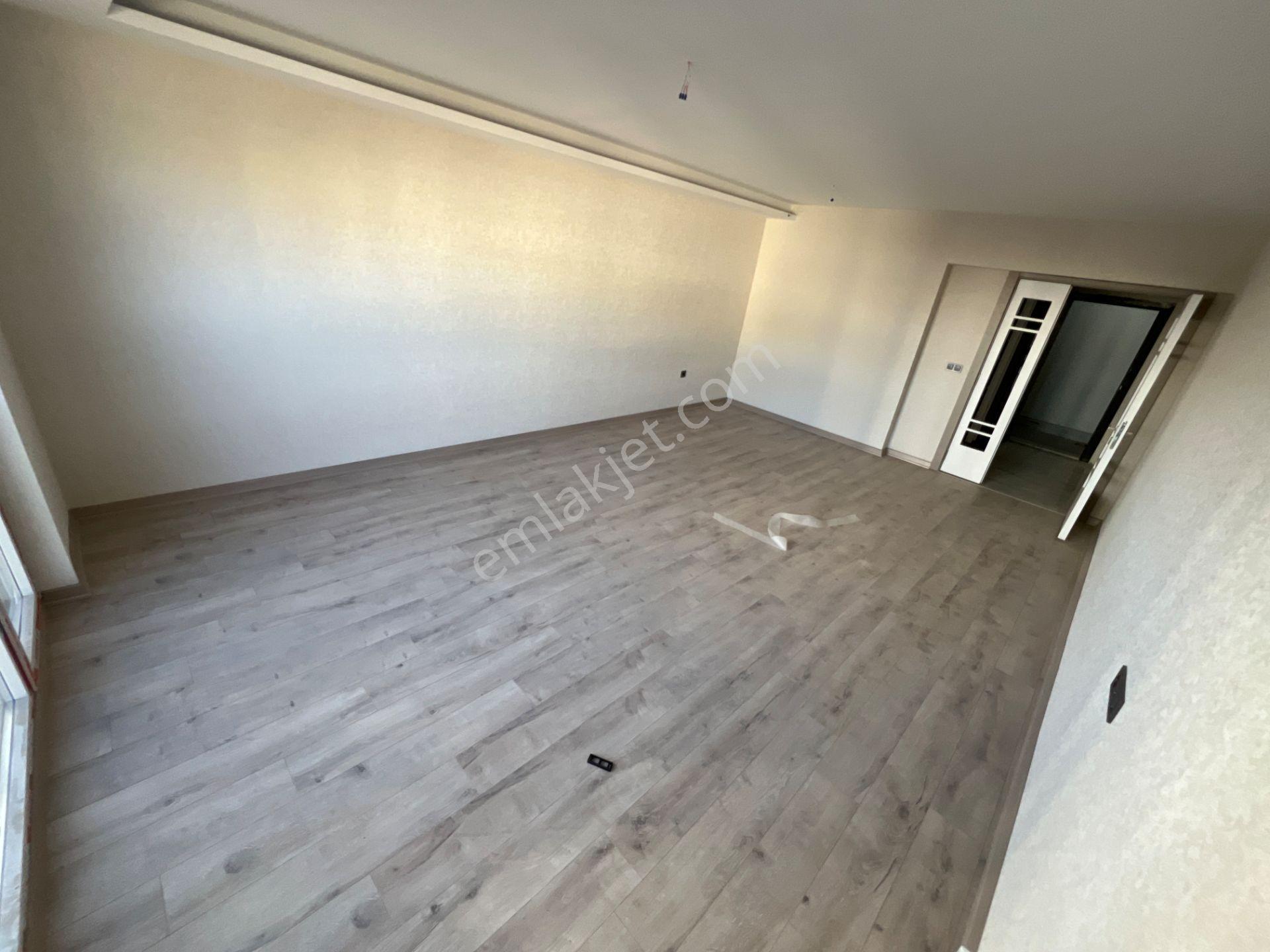 Sincan Törekent 6.arakat Sıfır Giyinme Odalı 4+1 Satılık Daire — fotoğraf 22