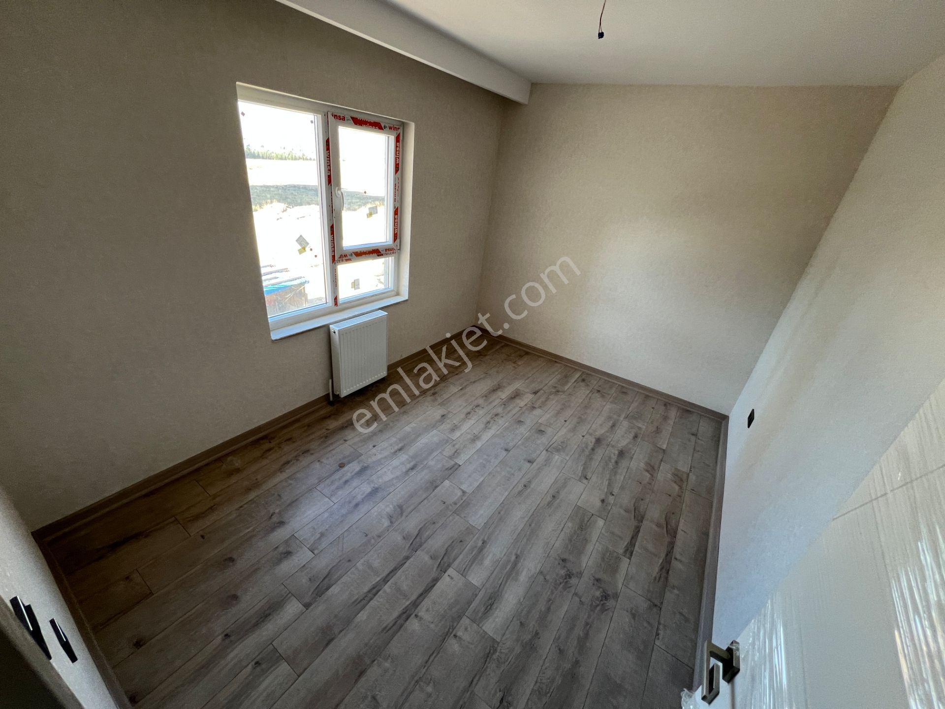 Sincan Törekent 6.arakat Sıfır Giyinme Odalı 4+1 Satılık Daire — fotoğraf 29