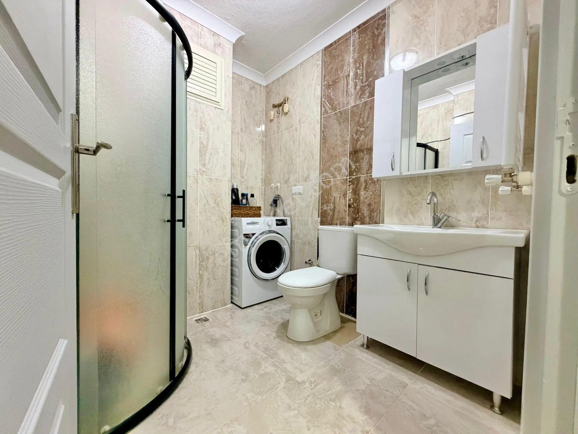 ꧁ay Emlaktan꧂akçay'da Full Kredili Denize Yakın Arakat Ön Cephe Satılık 2+1 Geniş Daire — fotoğraf 31