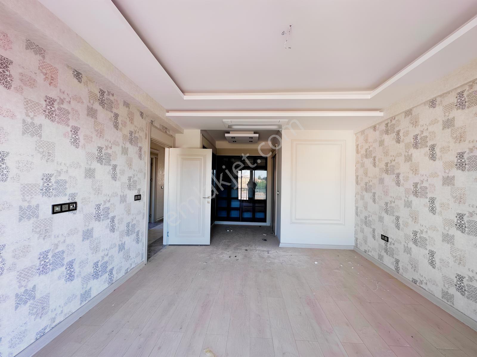 Eras Gayrimenkul'den Satılık Dubleks Köşe Villa — fotoğraf 12