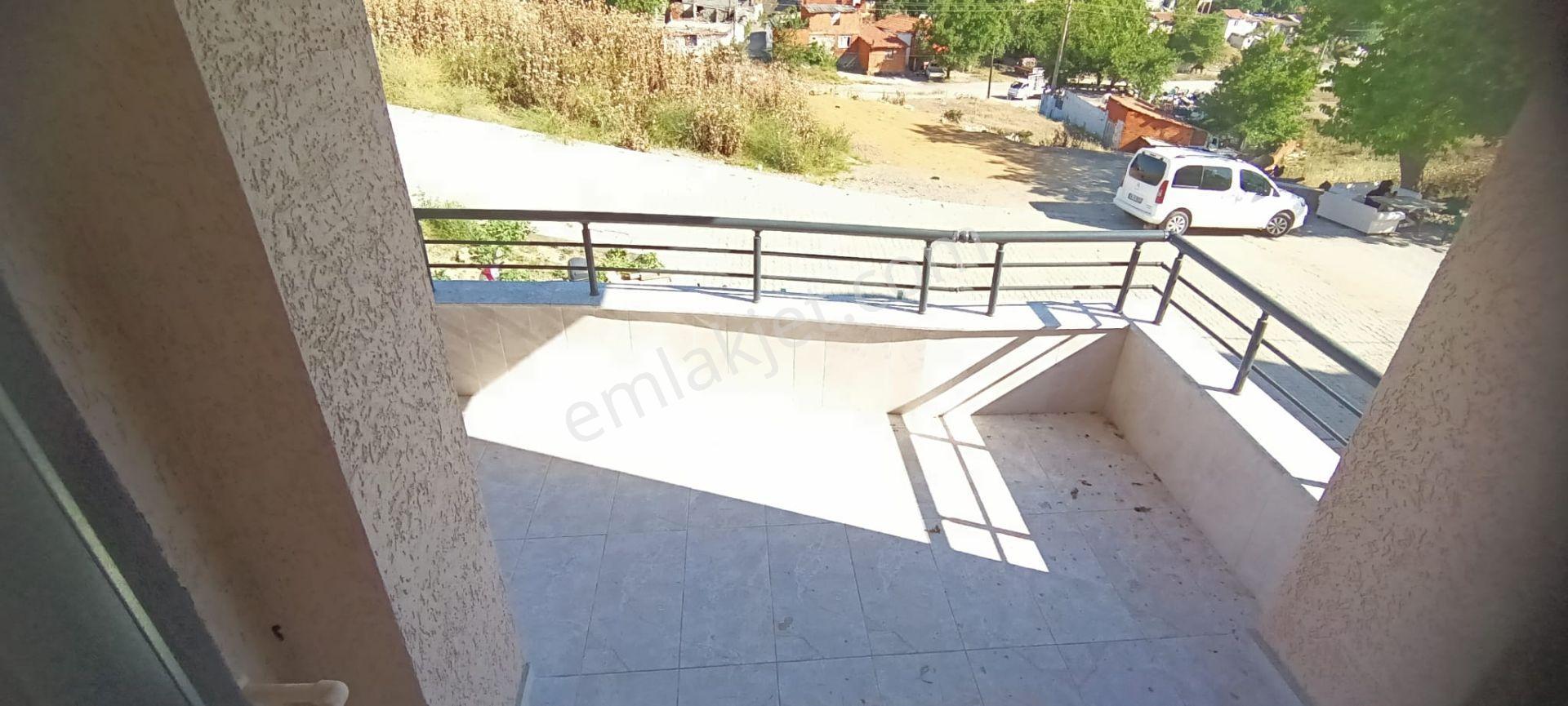 İbrahimce Mahallesi 3 Katlı Bina Komple Satılık — fotoğraf 2