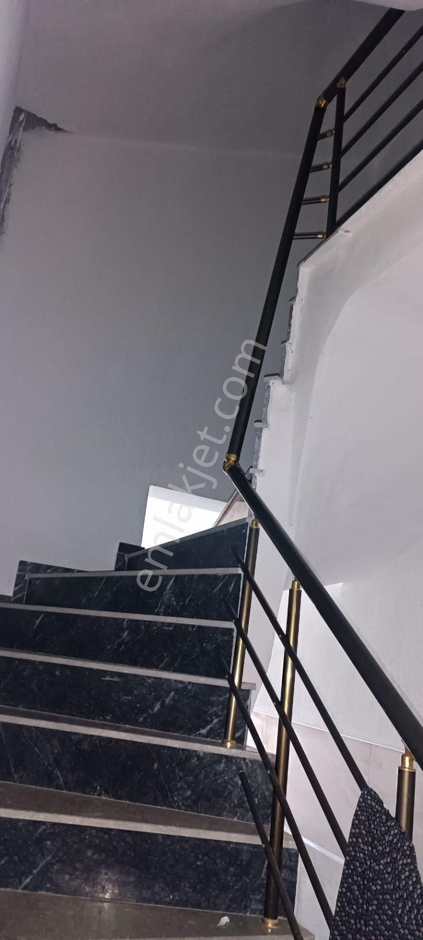 İbrahimce Mahallesi 3 Katlı Bina Komple Satılık — fotoğraf 11