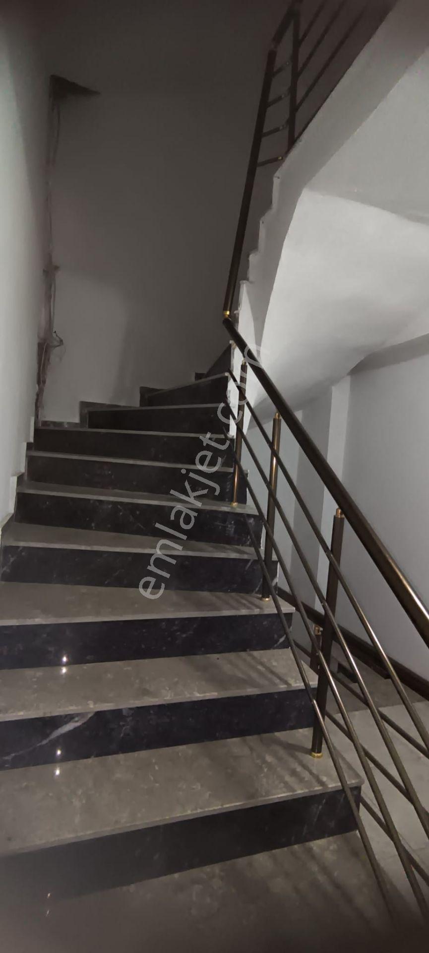 İbrahimce Mahallesi 3 Katlı Bina Komple Satılık — fotoğraf 19