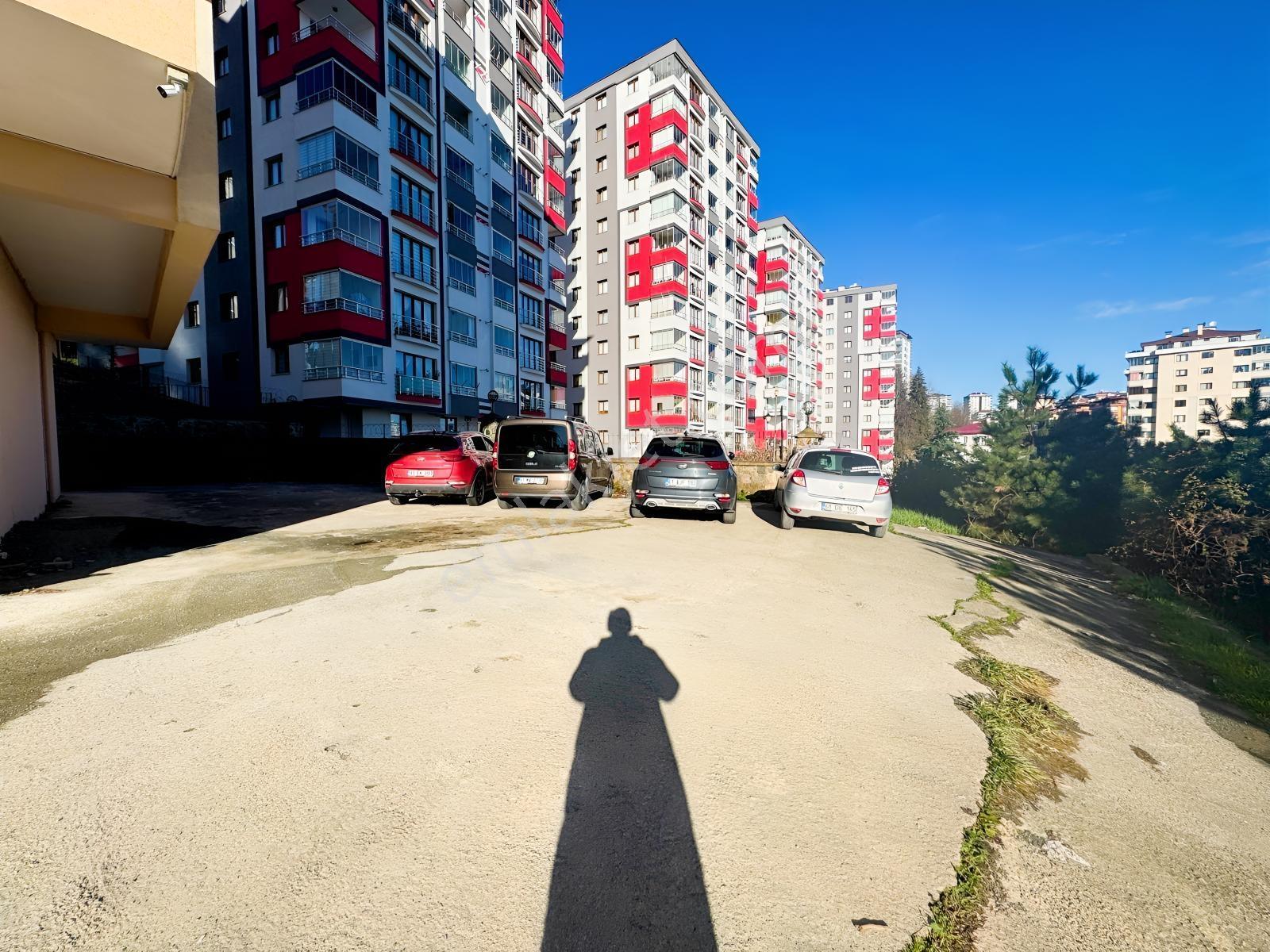 Redstone Şana Dan Çukurçayırda Merkezi Noktada Üç Cepheli 4+1 — fotoğraf 6