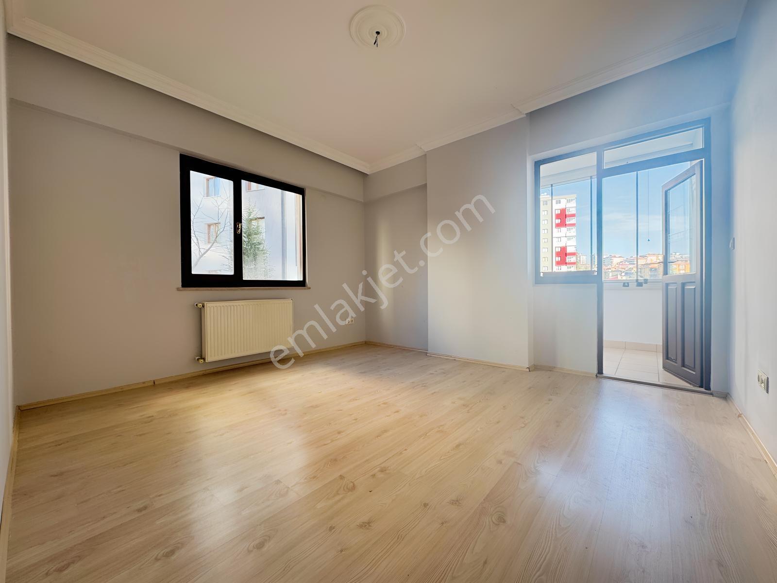 Redstone Şana Dan Çukurçayırda Merkezi Noktada Üç Cepheli 4+1 — fotoğraf 11