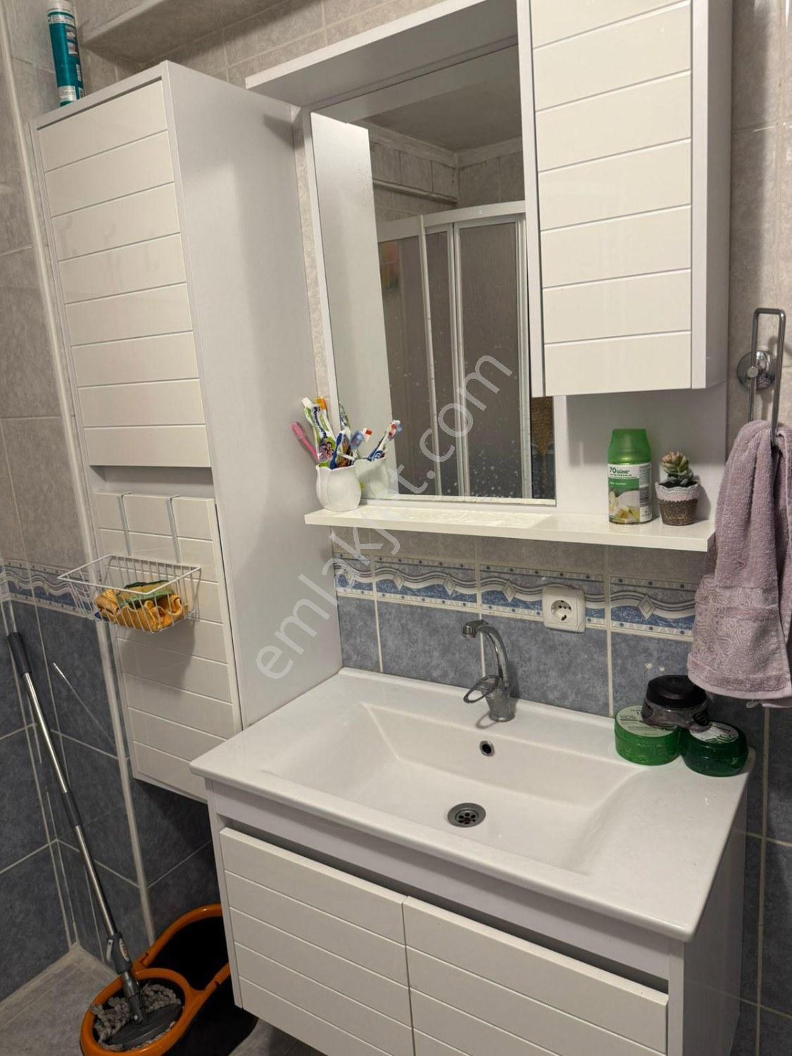 Bahçelıevler Yenıbosna Mahmutbey Cad. Üzerınde 90m2 Asansörlü — fotoğraf 11