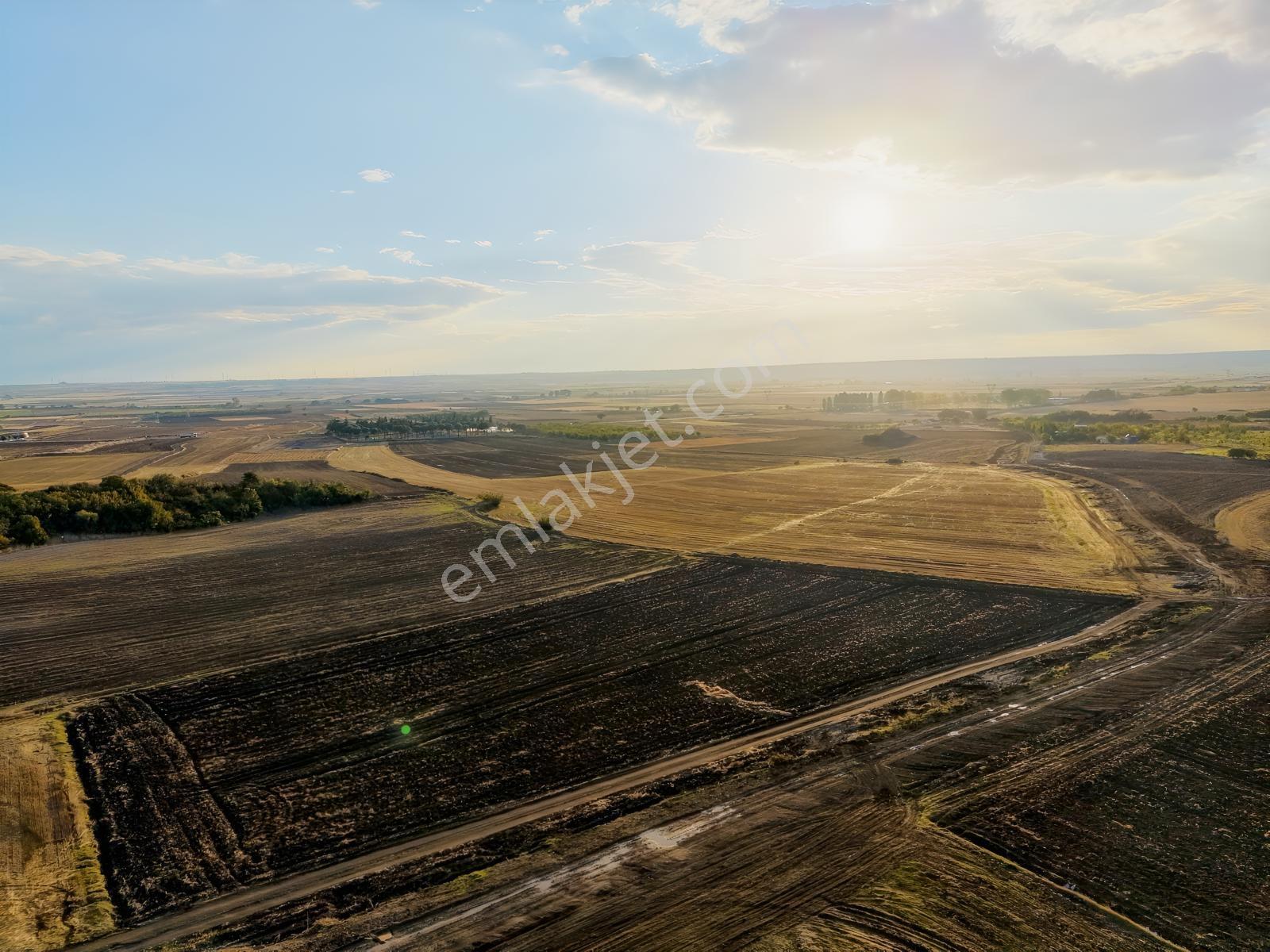 Okçular Köyünde İmar Sınırında 9.000 M2 Satılık Tek Tapu Tarla — fotoğraf 21