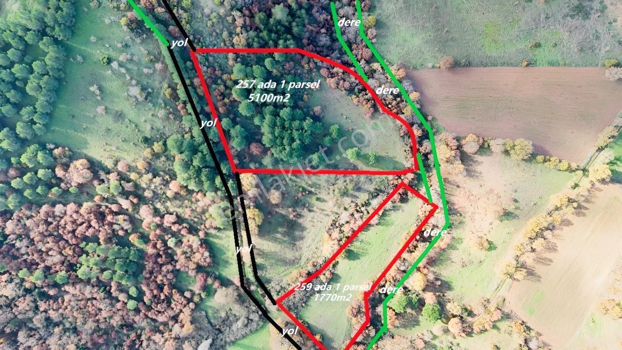 İvrindide Resmî Yola Cepheli, Çay Kenarında 1.800 M² Düz Arazi — fotoğraf 12