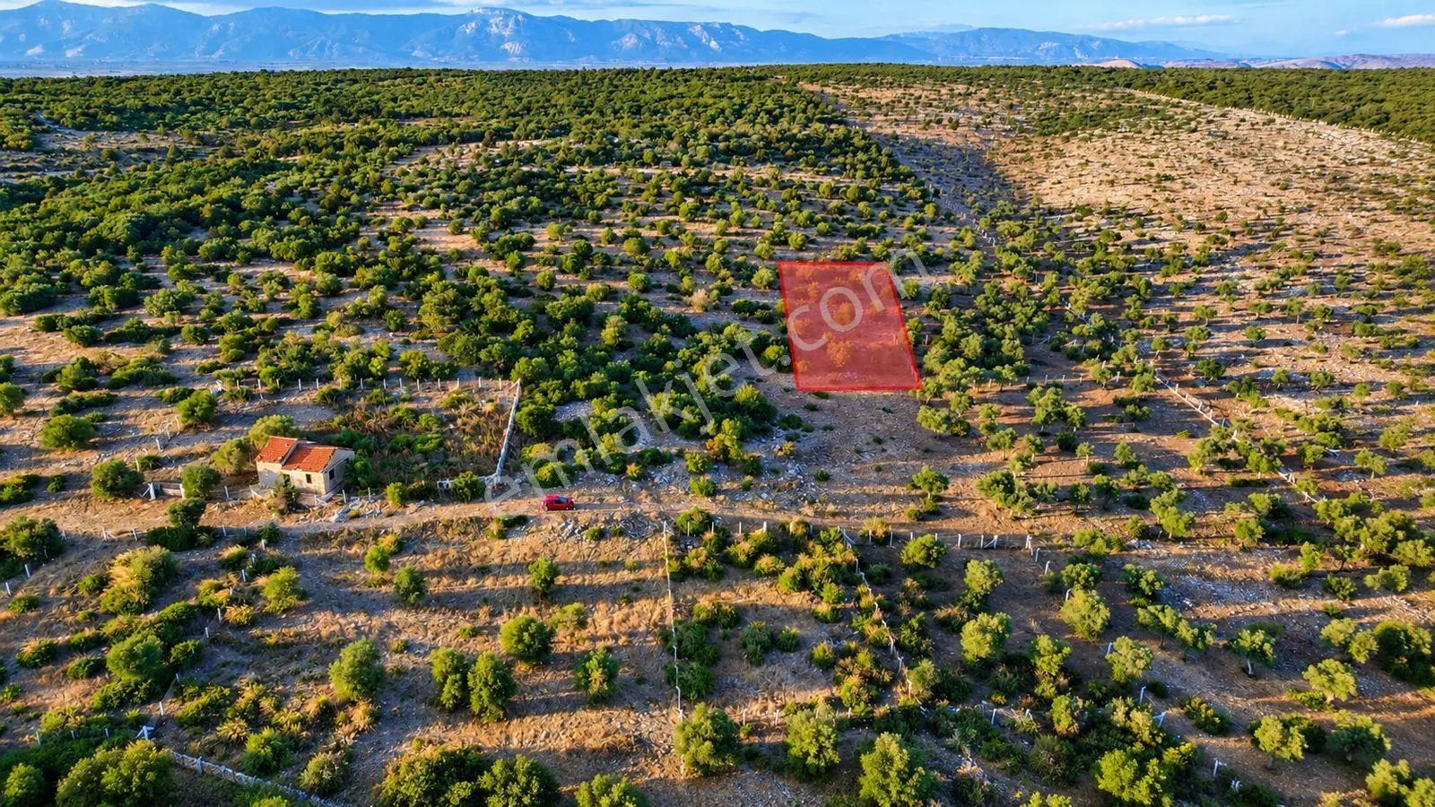 Didim Akyeniköy'de 738 M2 İmarlı Satılık Villa Arsası — fotoğraf 5