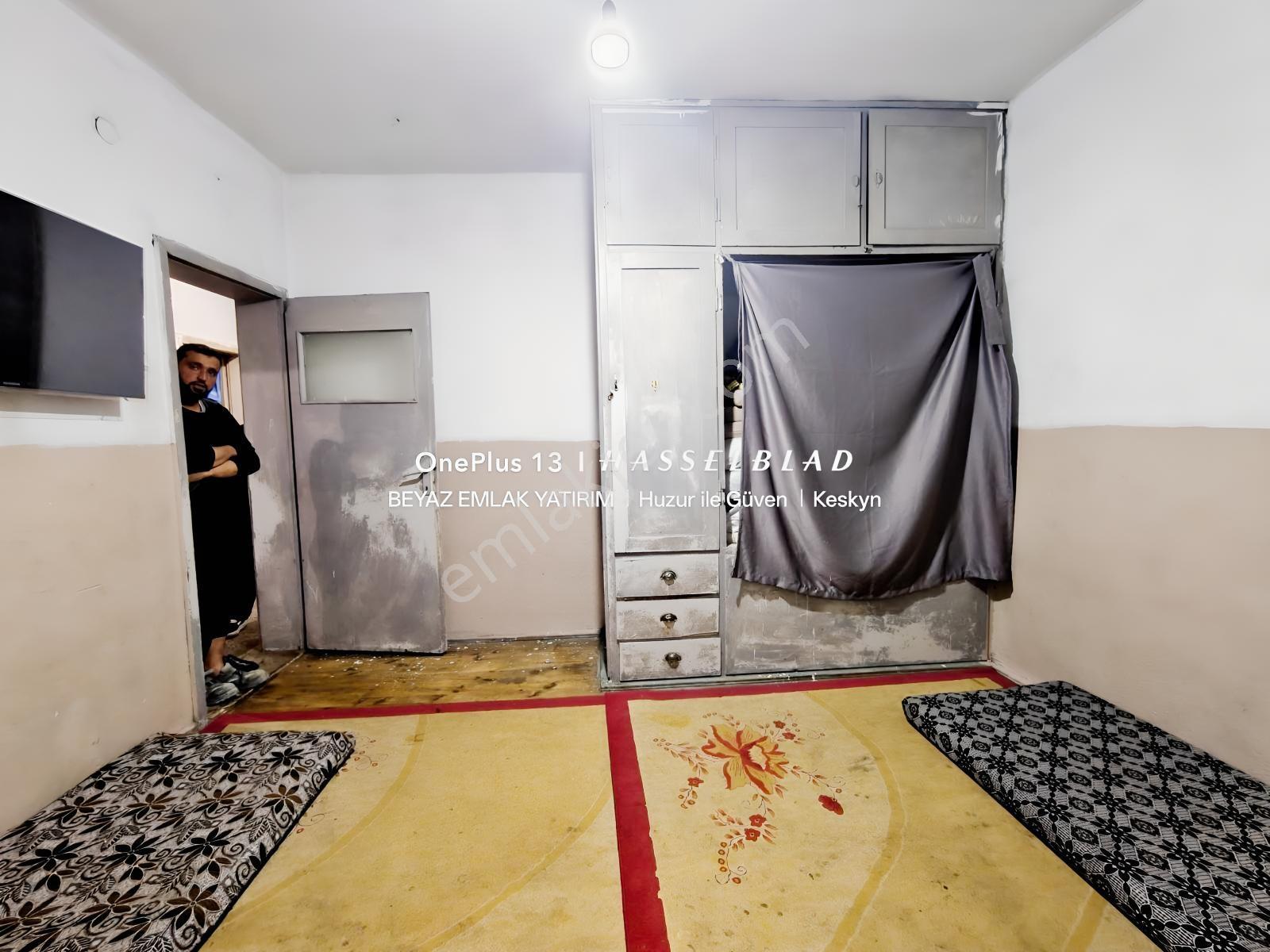 Keçeciler Mh Araplar Cd Üzerinde 15 Bin Tl Kiracılı Bahçeli 2+1 — fotoğraf 22
