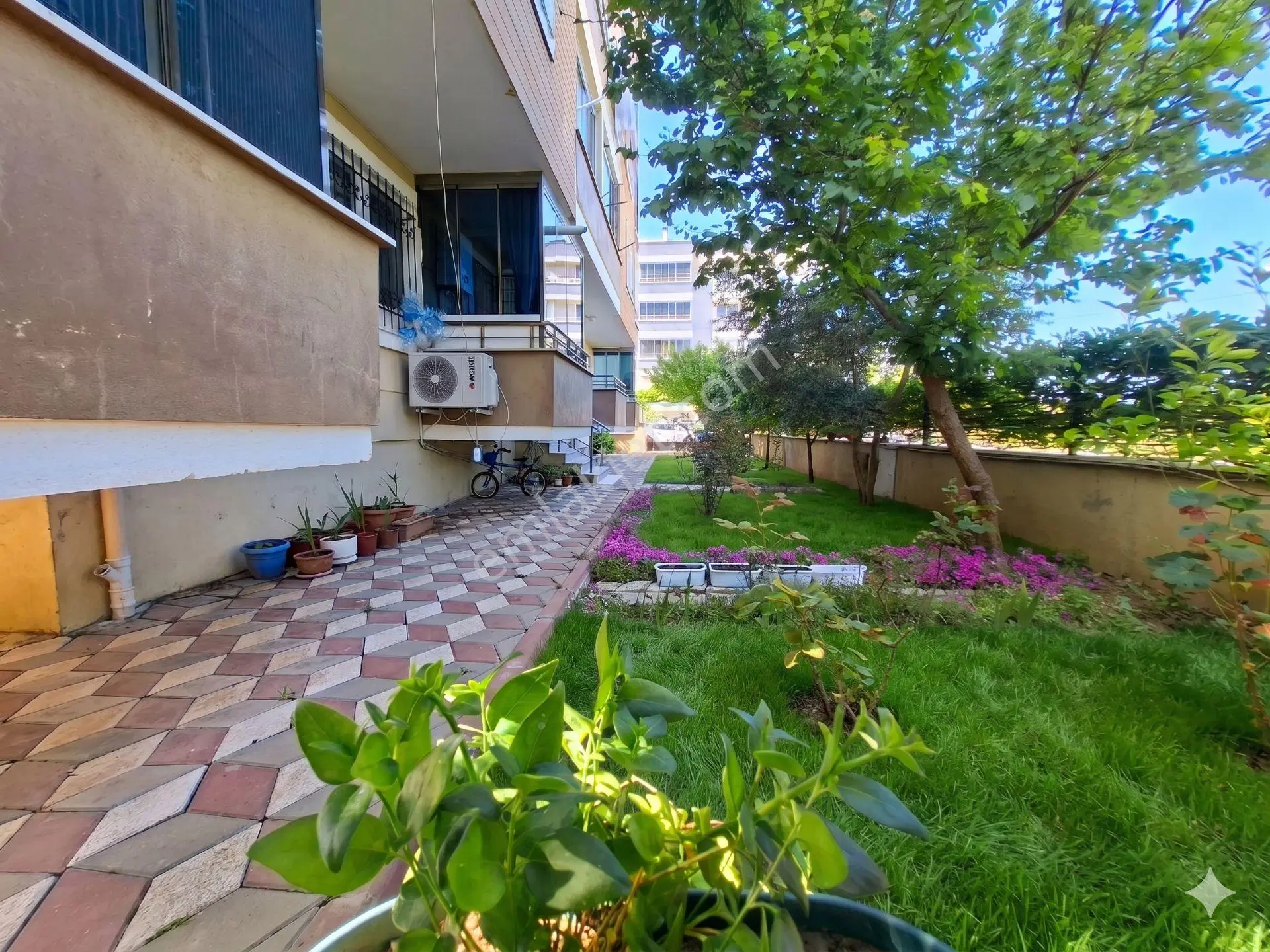 Aktif'ten Yetişen Alır Satılık Genç Binada Full Kredili 2+1 Ayrı Mutfak Daire — fotoğraf 14