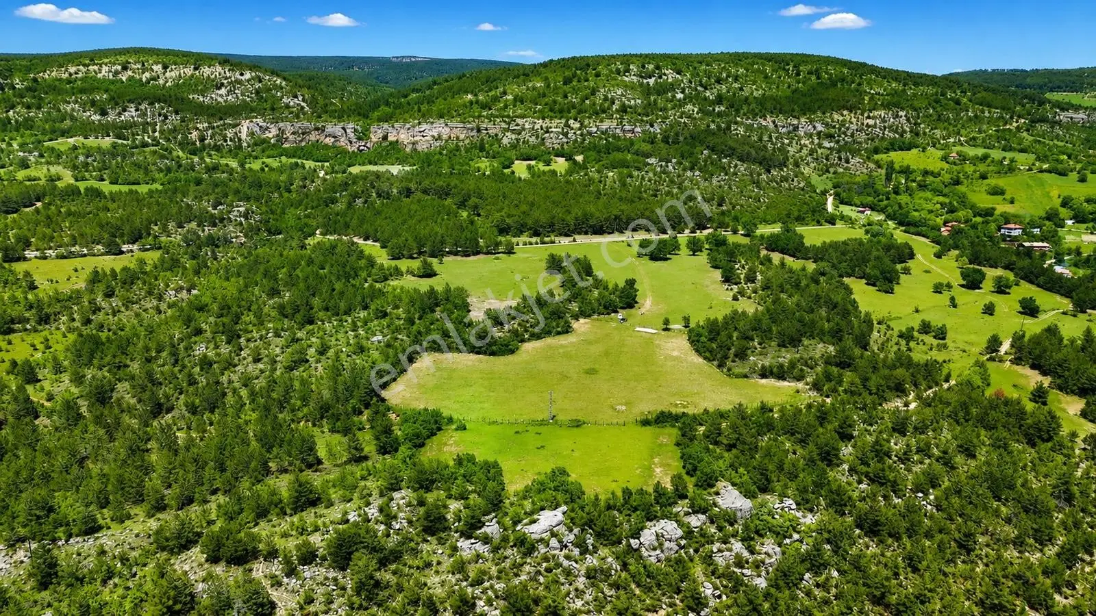 Kastamonu Araç Sofçular'da Çevresi Orman 11.500 M² Satılık Arazi — fotoğraf 5