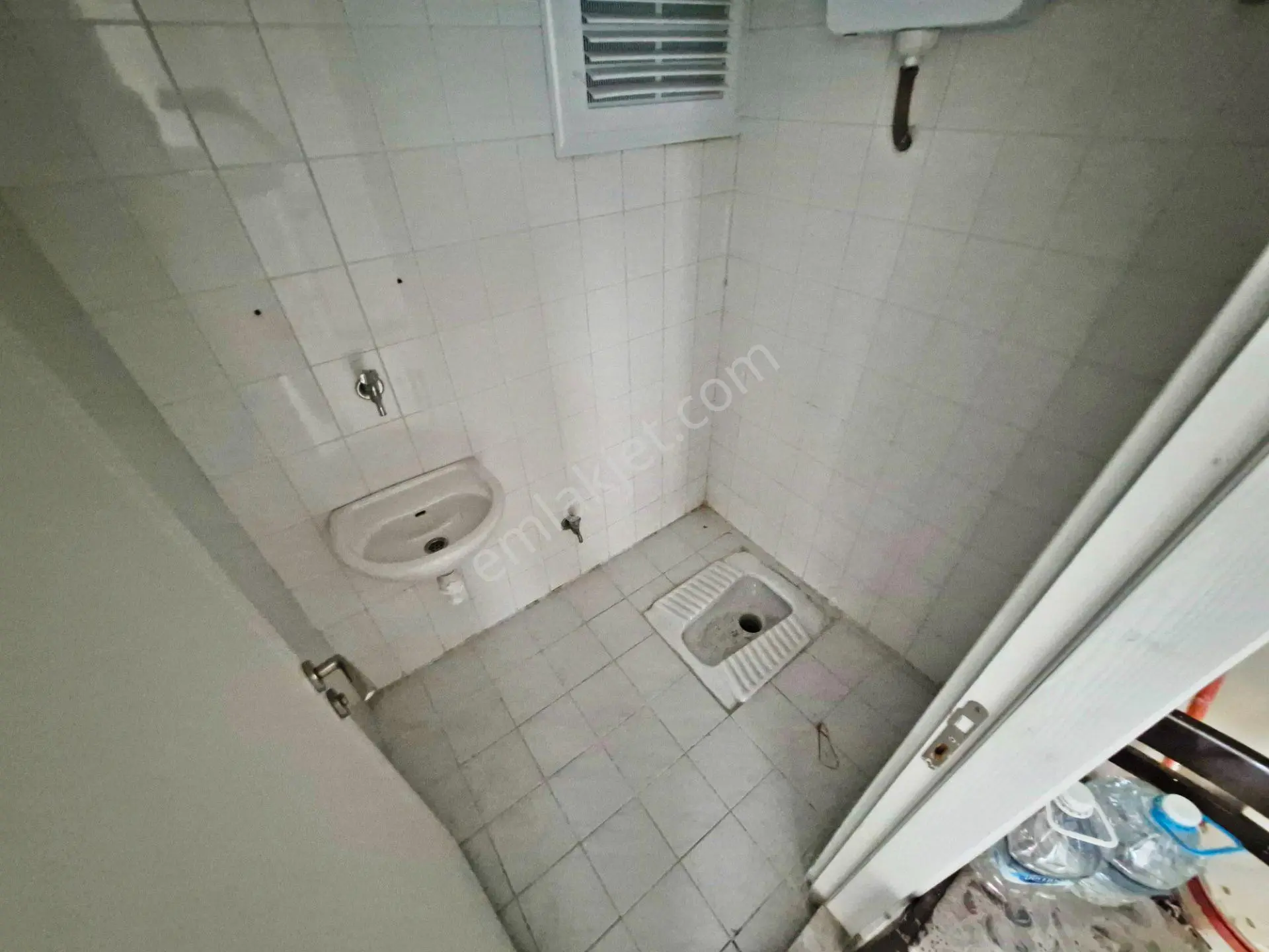 Aktiften Akçay'da Satılık Yüzme Havuzlu Ön Cephe Doğalgazlı 3+1 Daire — fotoğraf 12