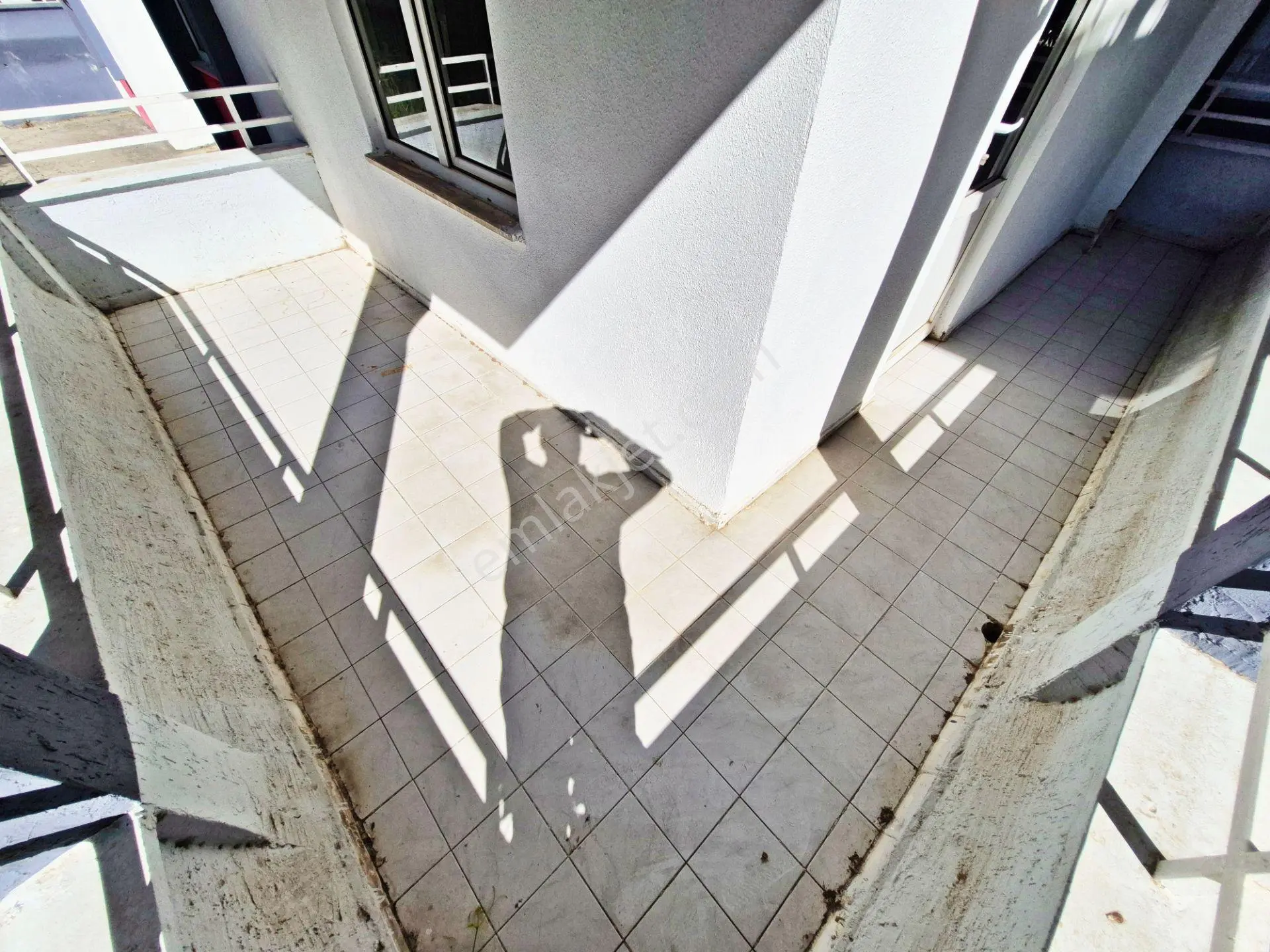 Aktiften Akçay'da Satılık Yüzme Havuzlu Ön Cephe Doğalgazlı 3+1 Daire — fotoğraf 30