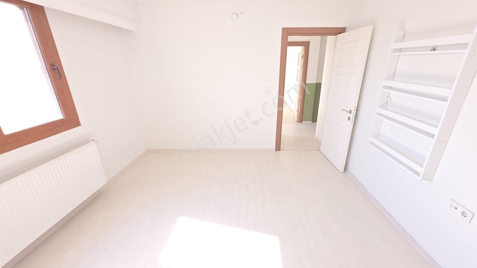 Refet Bele Mah. Ara Kat 3+1 Ebeveyn Banyolu Lüx Daire — fotoğraf 19