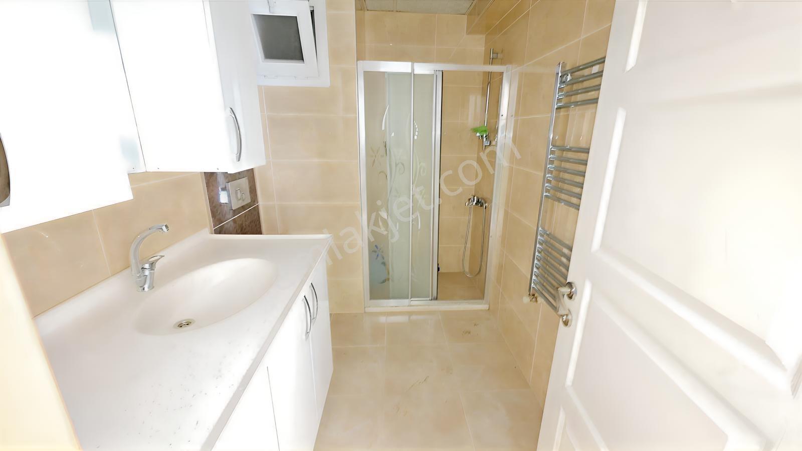 Refet Bele Mah. Ara Kat 3+1 Ebeveyn Banyolu Lüx Daire — fotoğraf 25