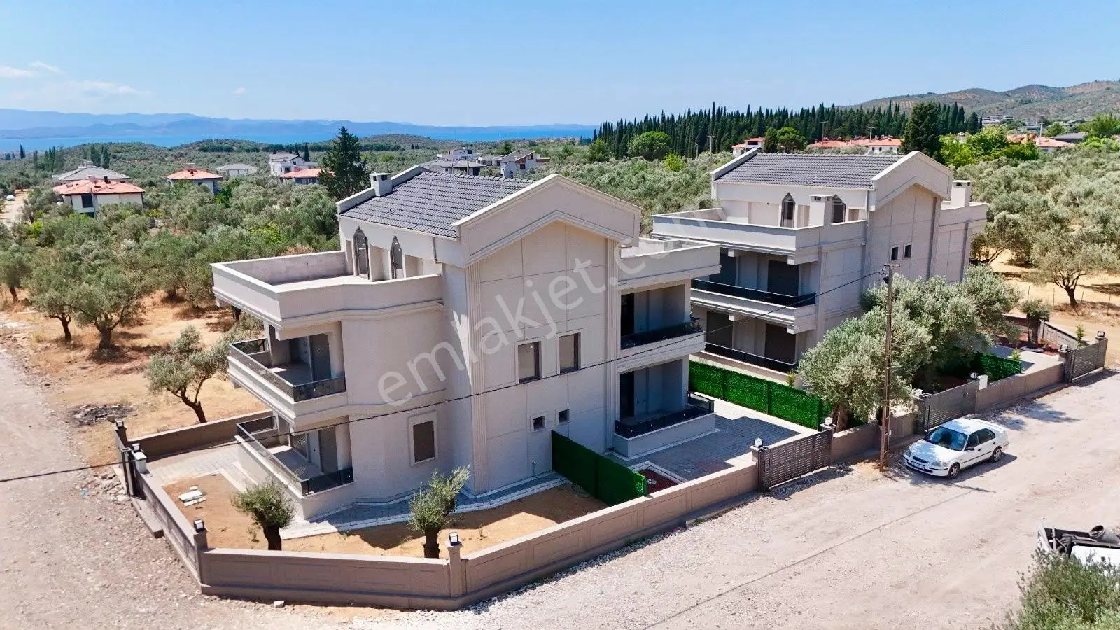 ꧁ay Emlaktan꧂gürede Kazdağlarının Eteklerinde Doğa İçerisinde Satılık 3+1 Lüks Villa — fotoğraf 3