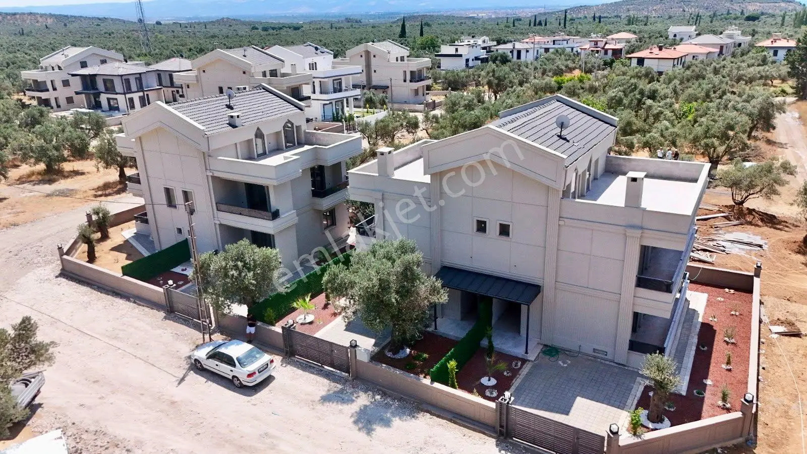 ꧁ay Emlaktan꧂gürede Kazdağlarının Eteklerinde Doğa İçerisinde Satılık 3+1 Lüks Villa — fotoğraf 5