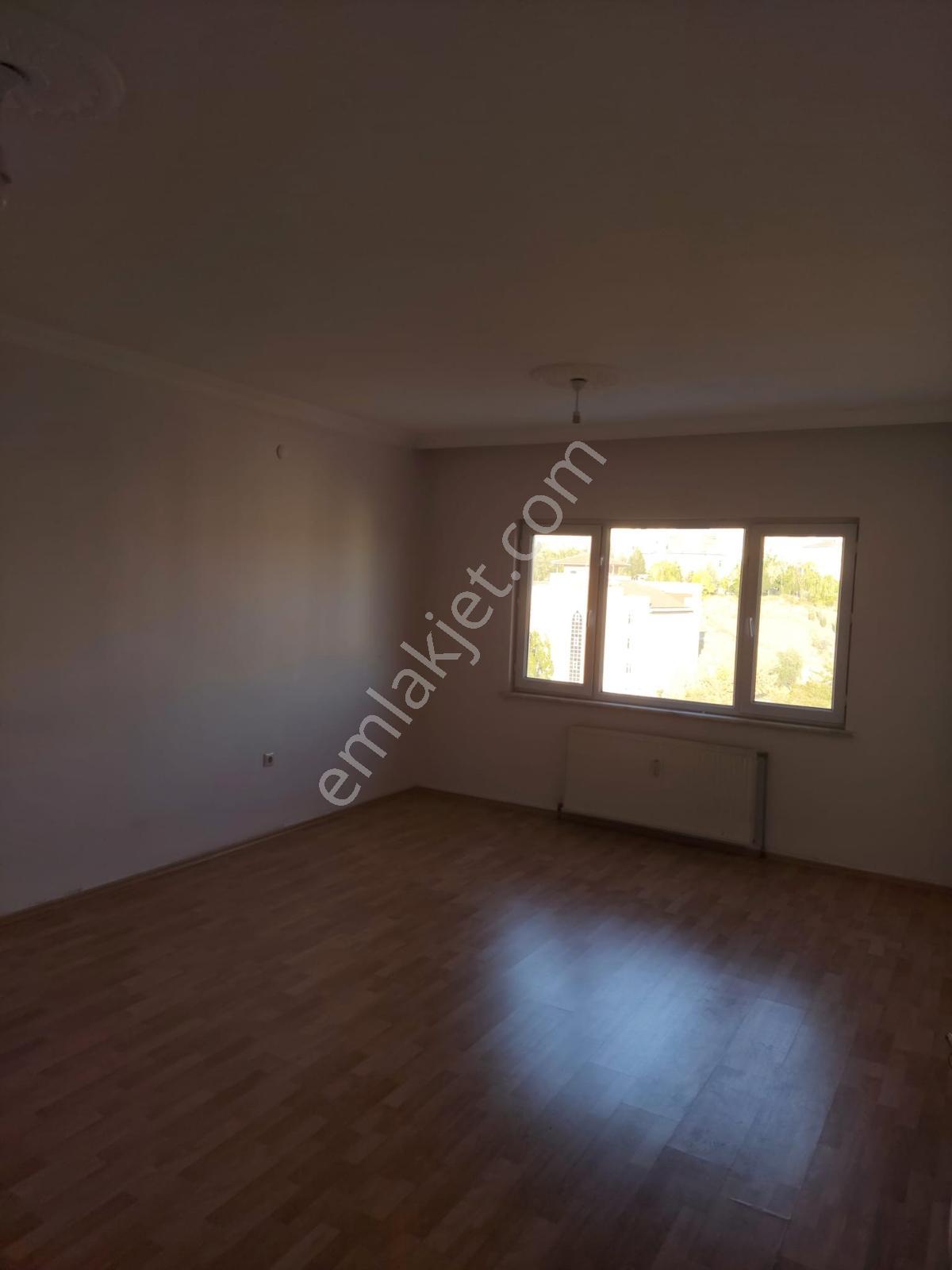 Prestige'den Akkent Toki / Ara Kat / Taşınmaya Hazır Boş Daire — fotoğraf 2