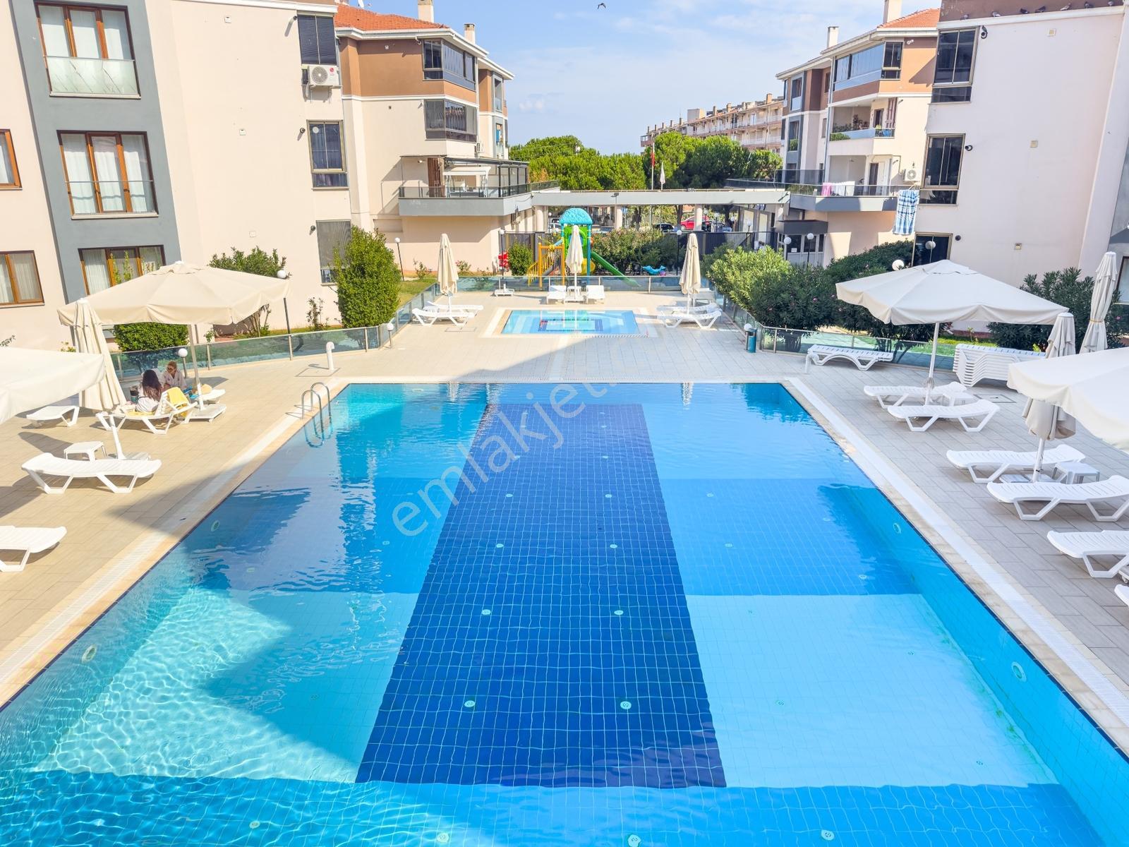 Kumbağ Doğapark Evlerinde Havuz Cephe Eşyalı Satılık 2+1 Daire — fotoğraf 8
