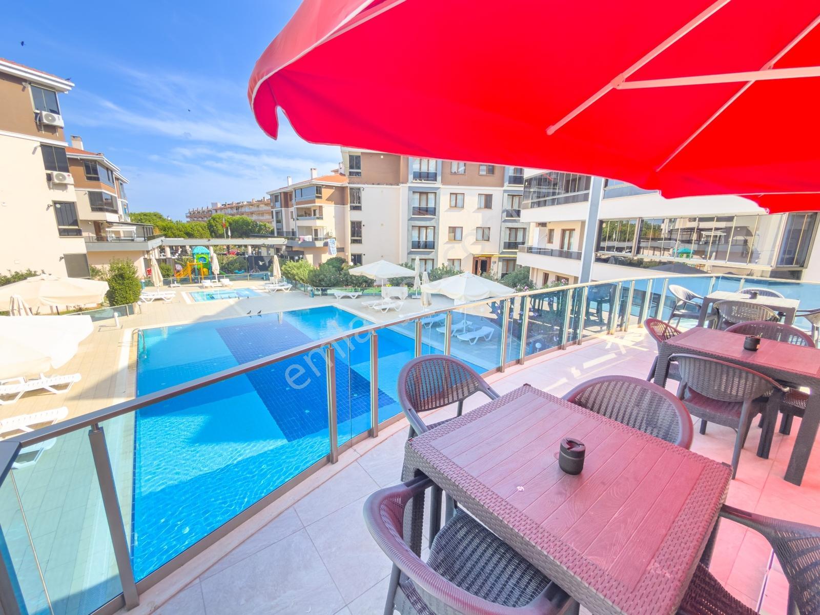 Kumbağ Doğapark Evlerinde Havuz Cephe Eşyalı Satılık 2+1 Daire — fotoğraf 9