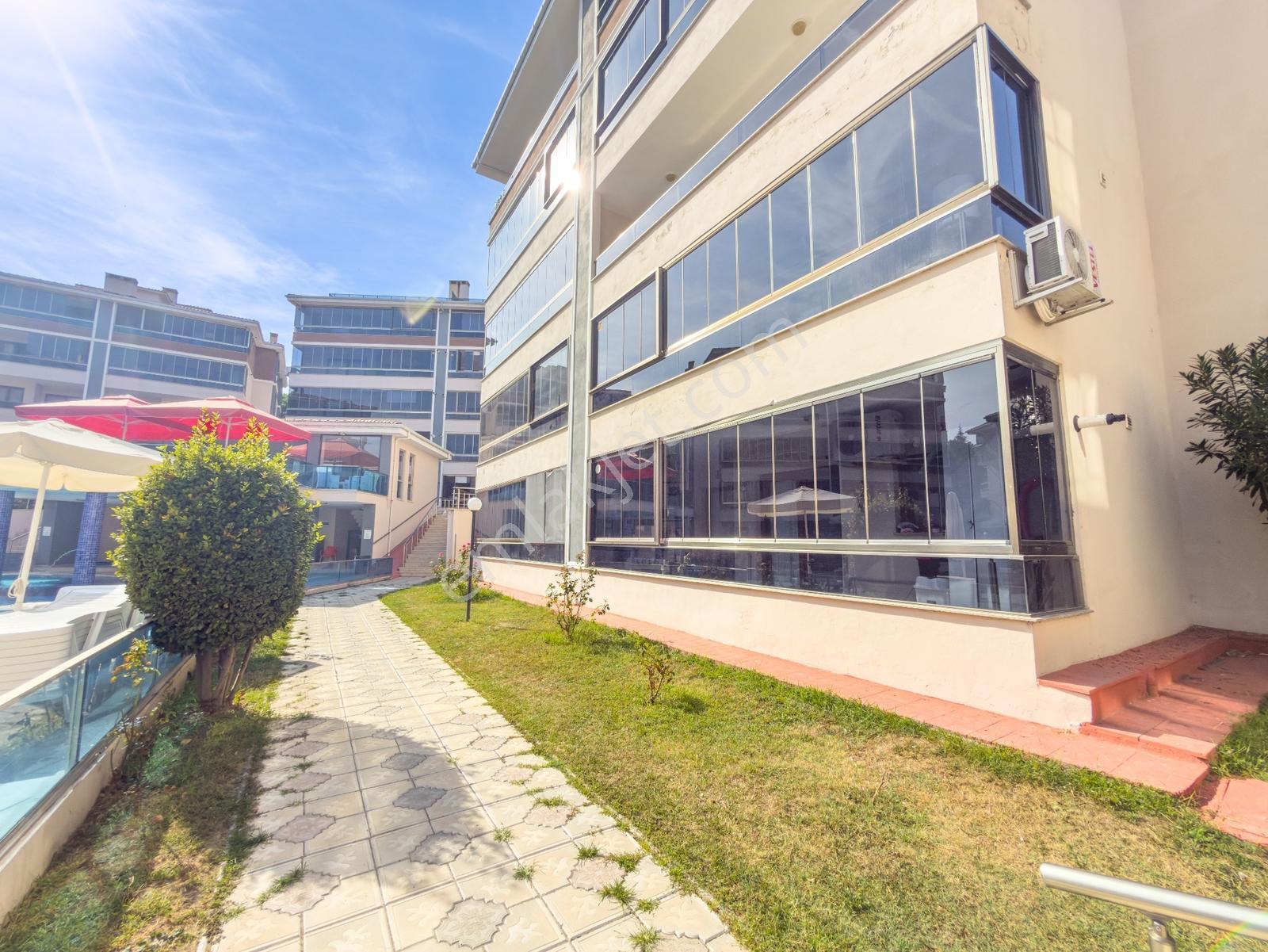 Kumbağ Doğapark Evlerinde Havuz Cephe Eşyalı Satılık 2+1 Daire — fotoğraf 17