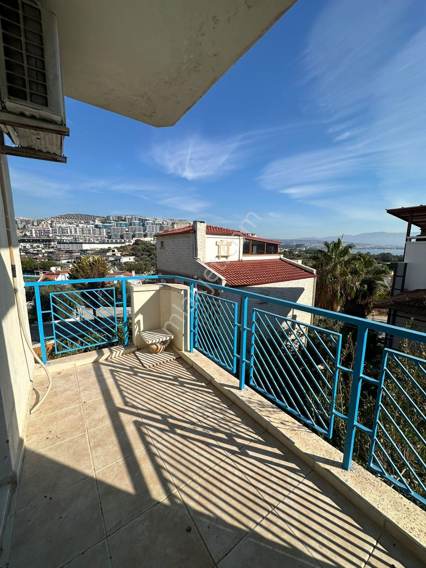 Kadınlar Denizi Mah De 4+2 Satılık Triplex Villa !! — fotoğraf 9