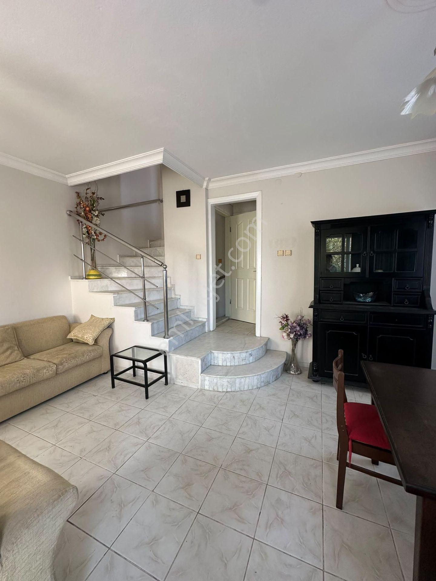 Kadınlar Denizi Mah De 4+2 Satılık Triplex Villa !! — fotoğraf 17