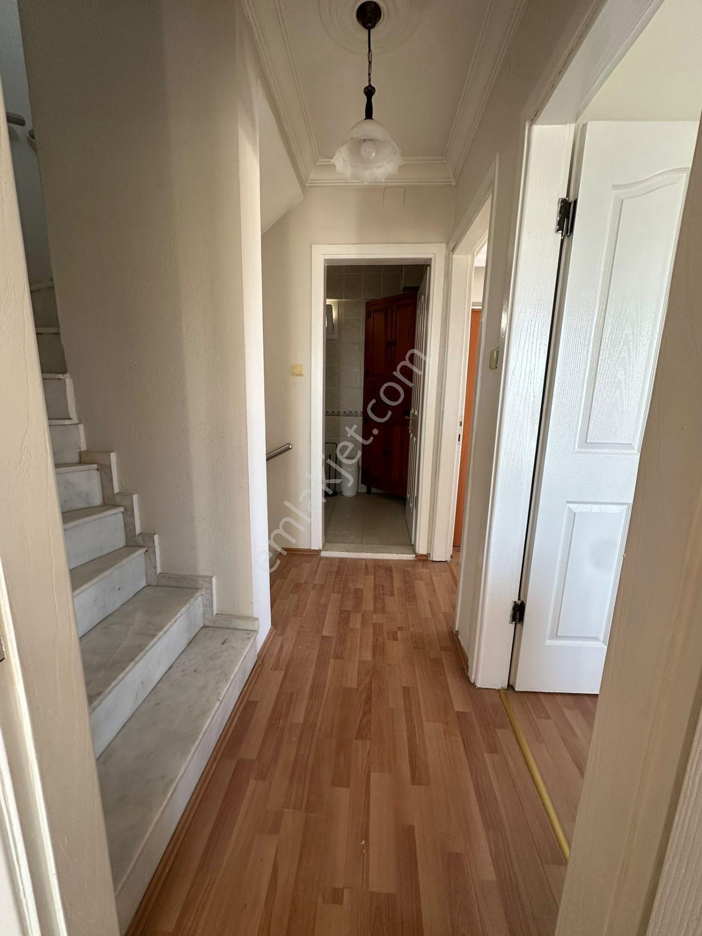 Kadınlar Denizi Mah De 4+2 Satılık Triplex Villa !! — fotoğraf 18
