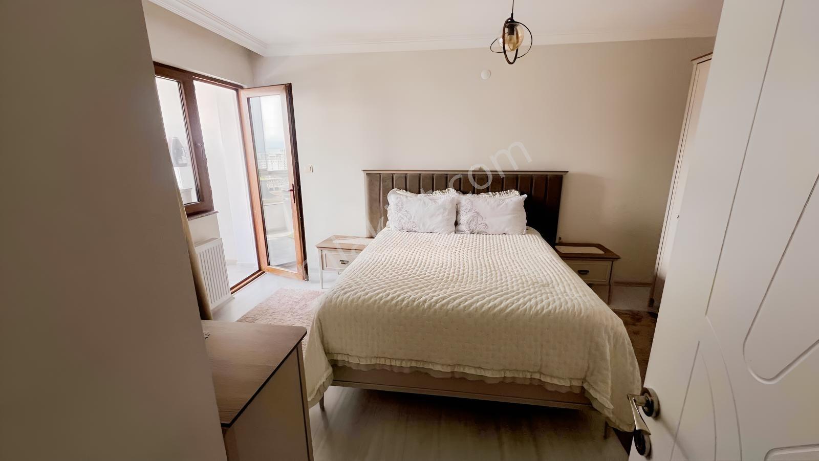 Kaşüstü / Yomra Satılık Deniz Manzaralı 3+1 Daire — fotoğraf 12
