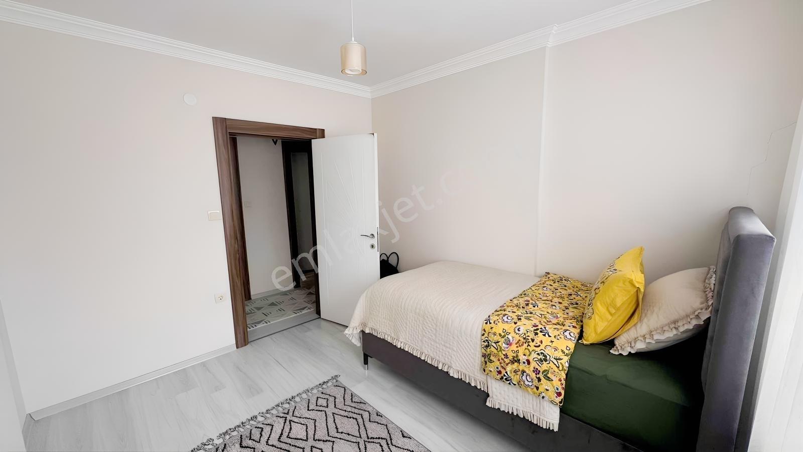 Kaşüstü / Yomra Satılık Deniz Manzaralı 3+1 Daire — fotoğraf 13