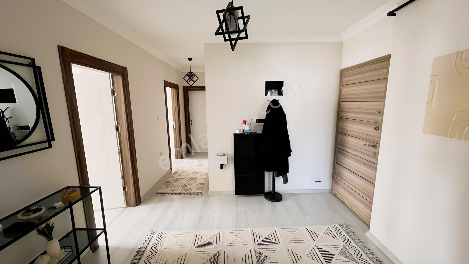 Kaşüstü / Yomra Satılık Deniz Manzaralı 3+1 Daire — fotoğraf 17