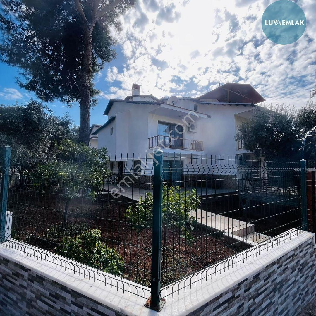 Didim Akbük'te Dev Bahçeli, Full Eşyalı 3+1 Yazlık — fotoğraf 2