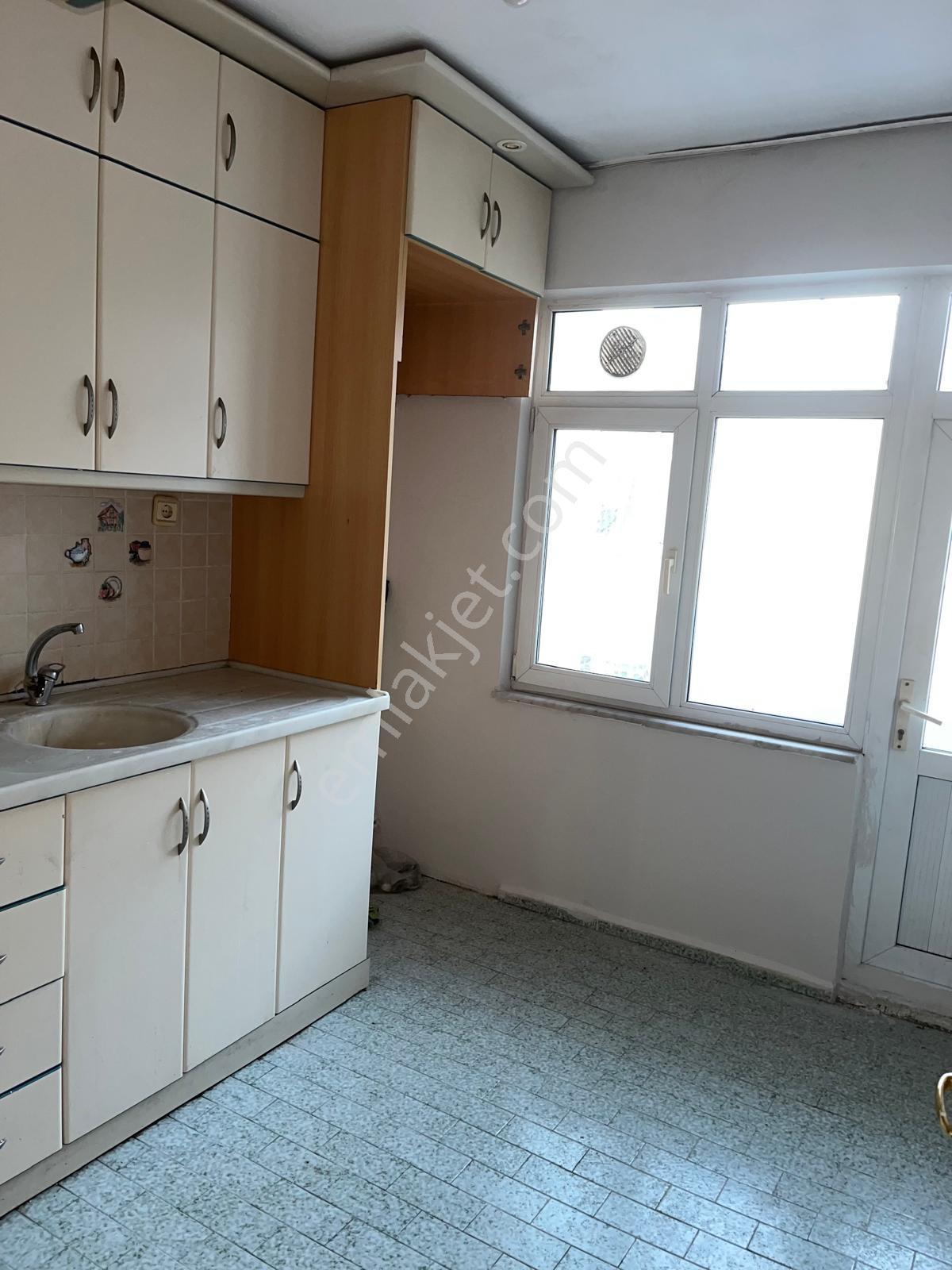 Çiftlik Caddesine Yakın İçi Temiz Satılık Daire — fotoğraf 16
